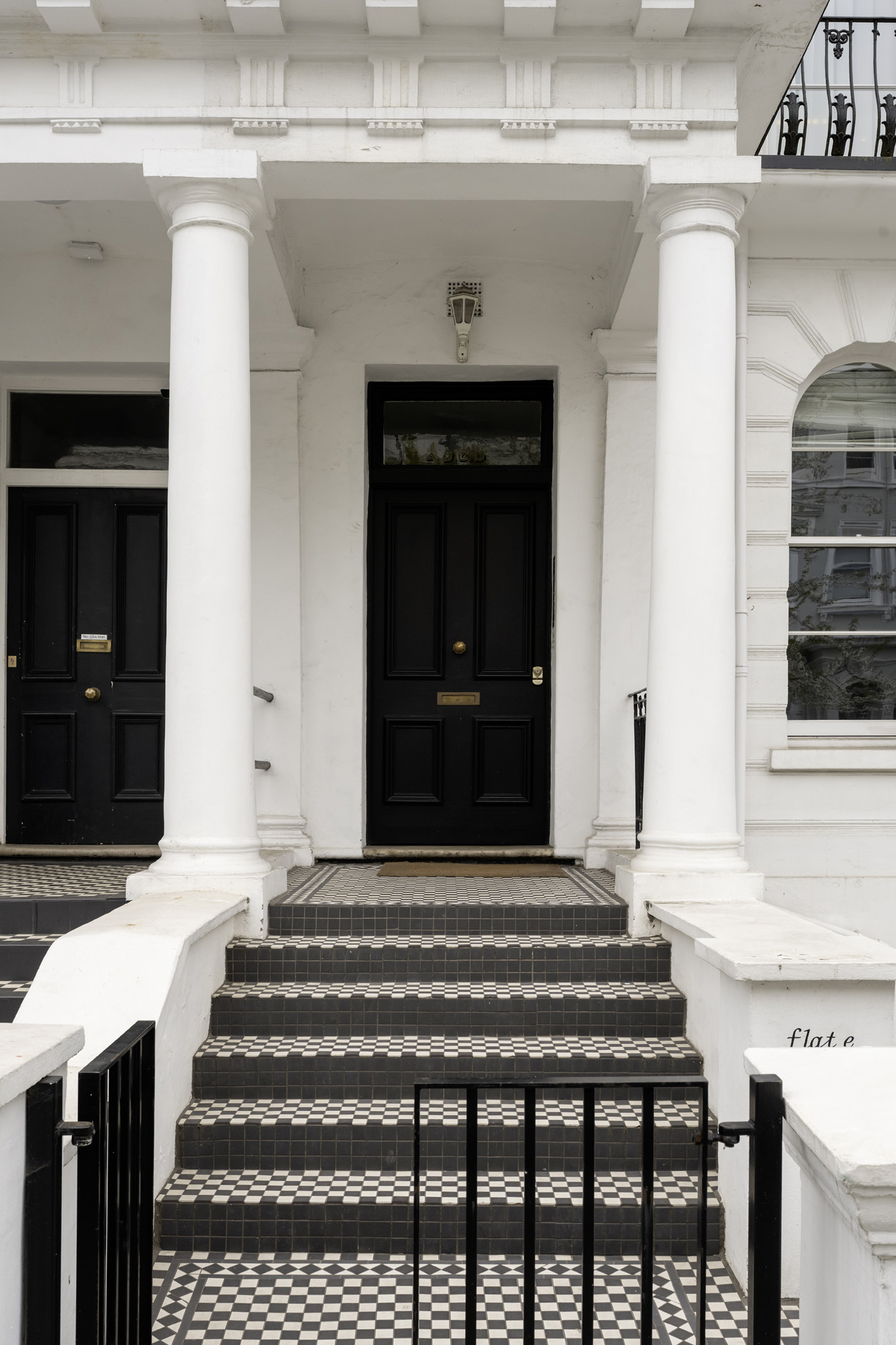 DN-Notting-Hill-Flat-For-Sale-Elgin-Crescent-27_Lo
