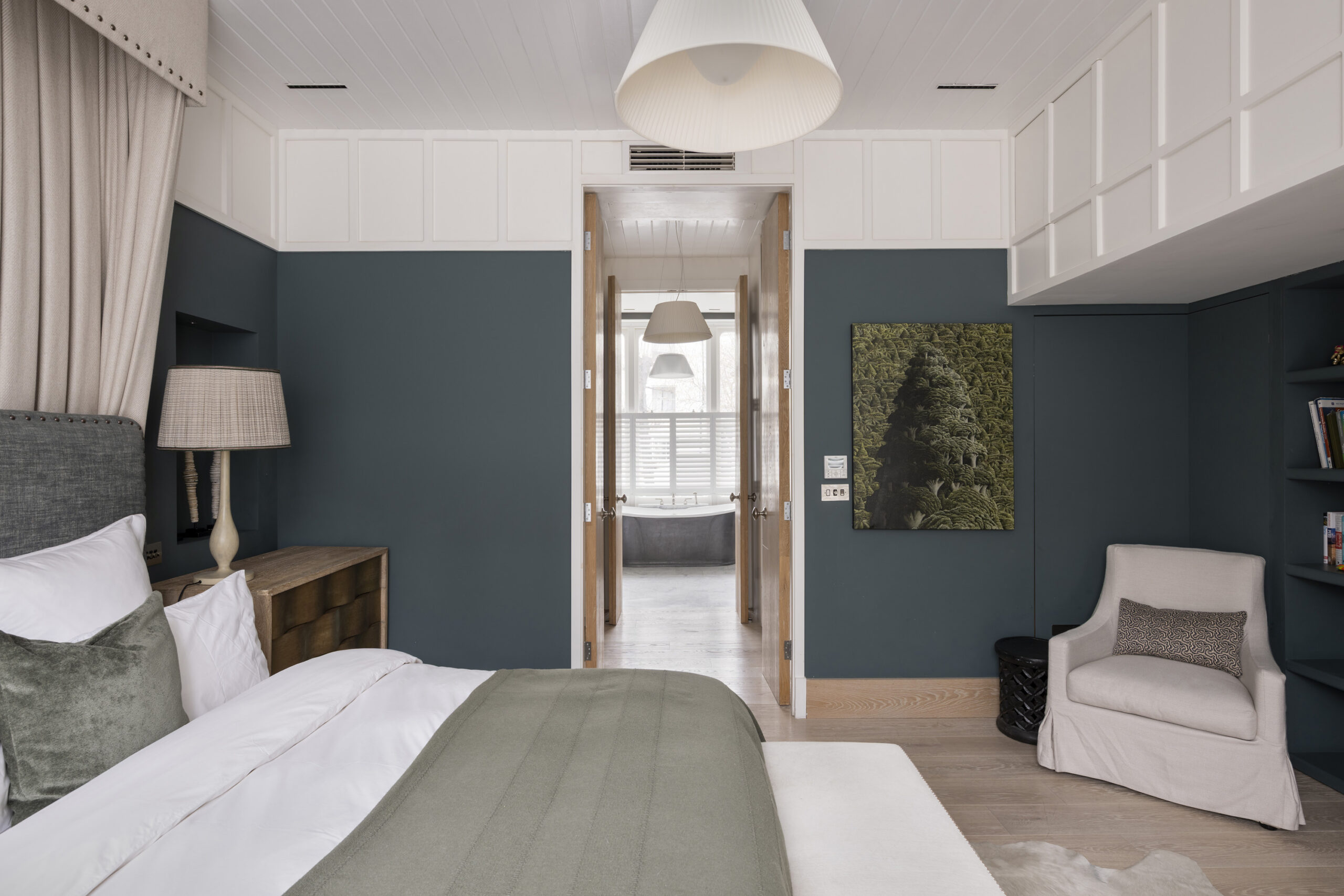 DN-Notting-Hill-Flat-For-Sale-Pembridge-Crescent-28_Lo
