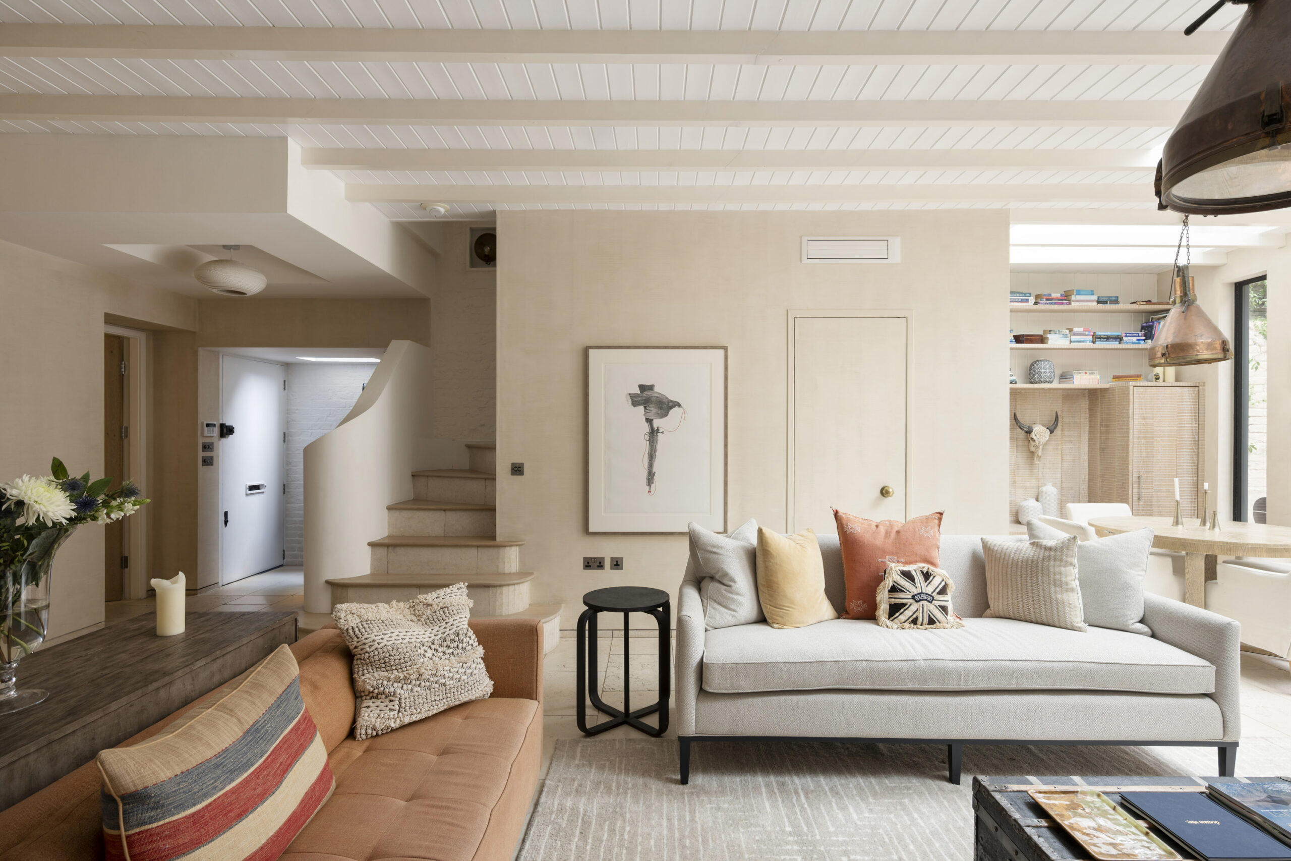 DN-Notting-Hill-Flat-For-Sale-Pembridge-Crescent-3_Lo