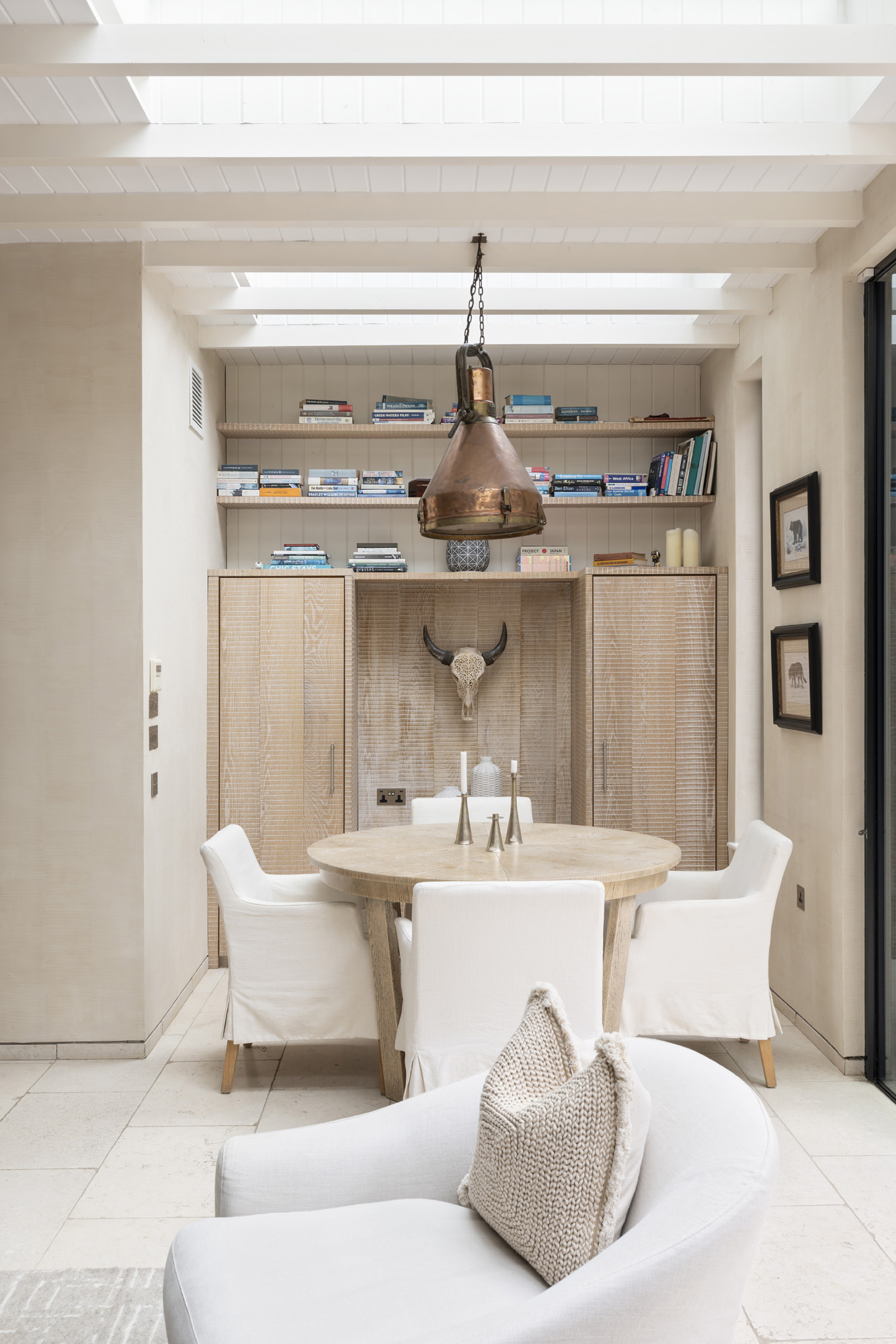 DN-Notting-Hill-Flat-For-Sale-Pembridge-Crescent-9_Lo