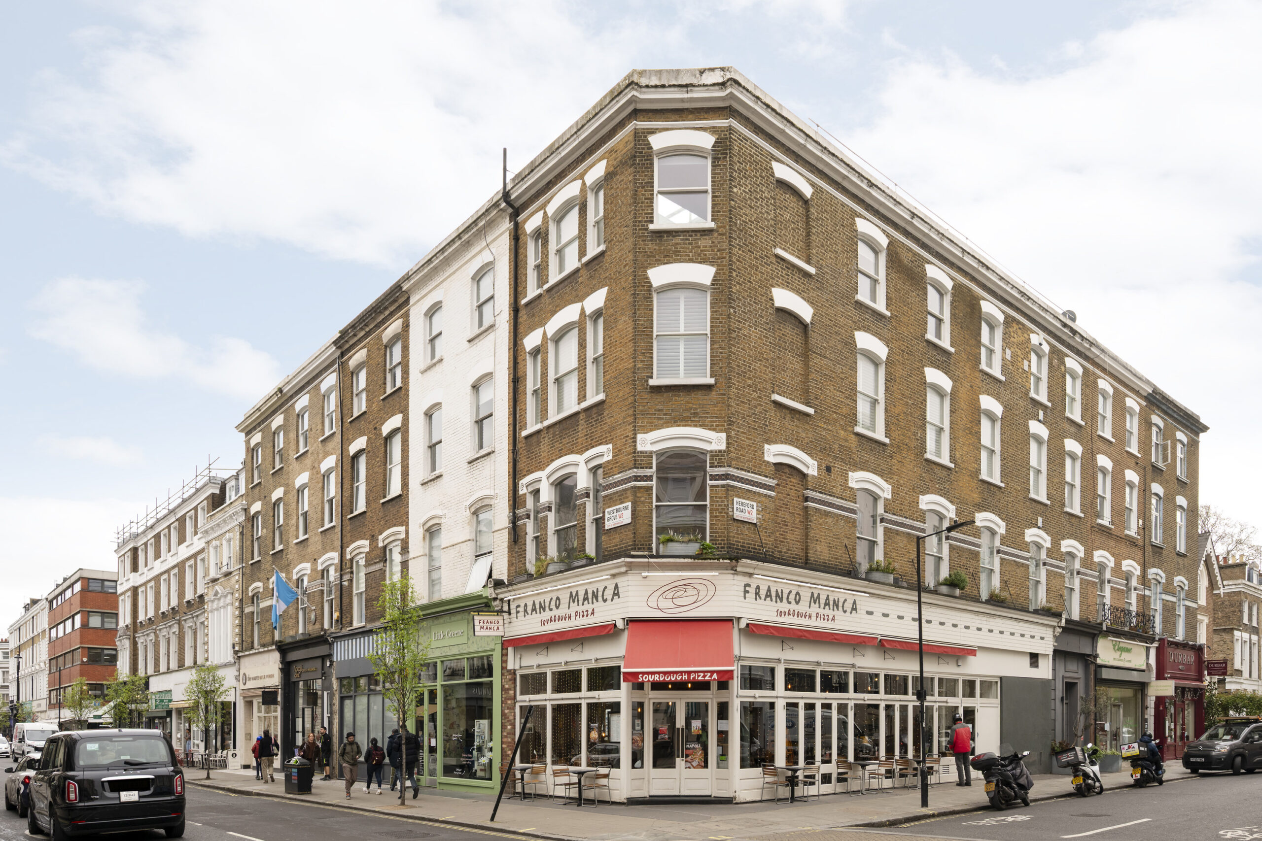 DN-Notting-Hill-Flat-For-Sale- Westbourne-Grove-19_Lo