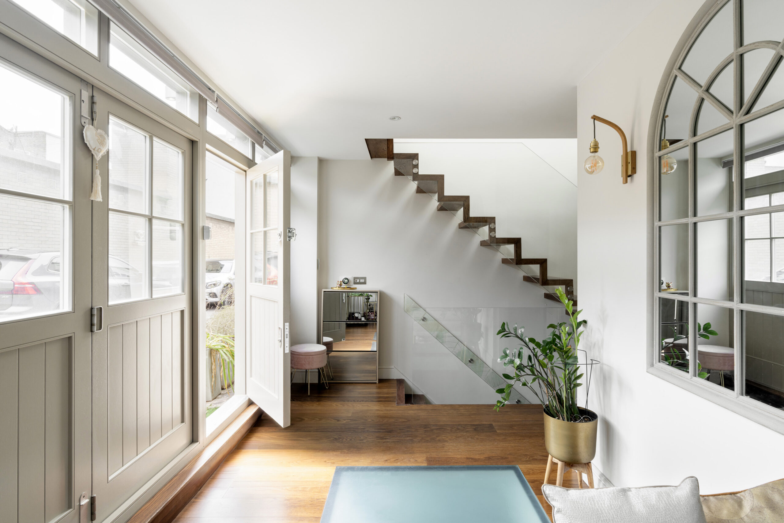 DN-Property-For-Rent-Colville-Mews-15_Lo