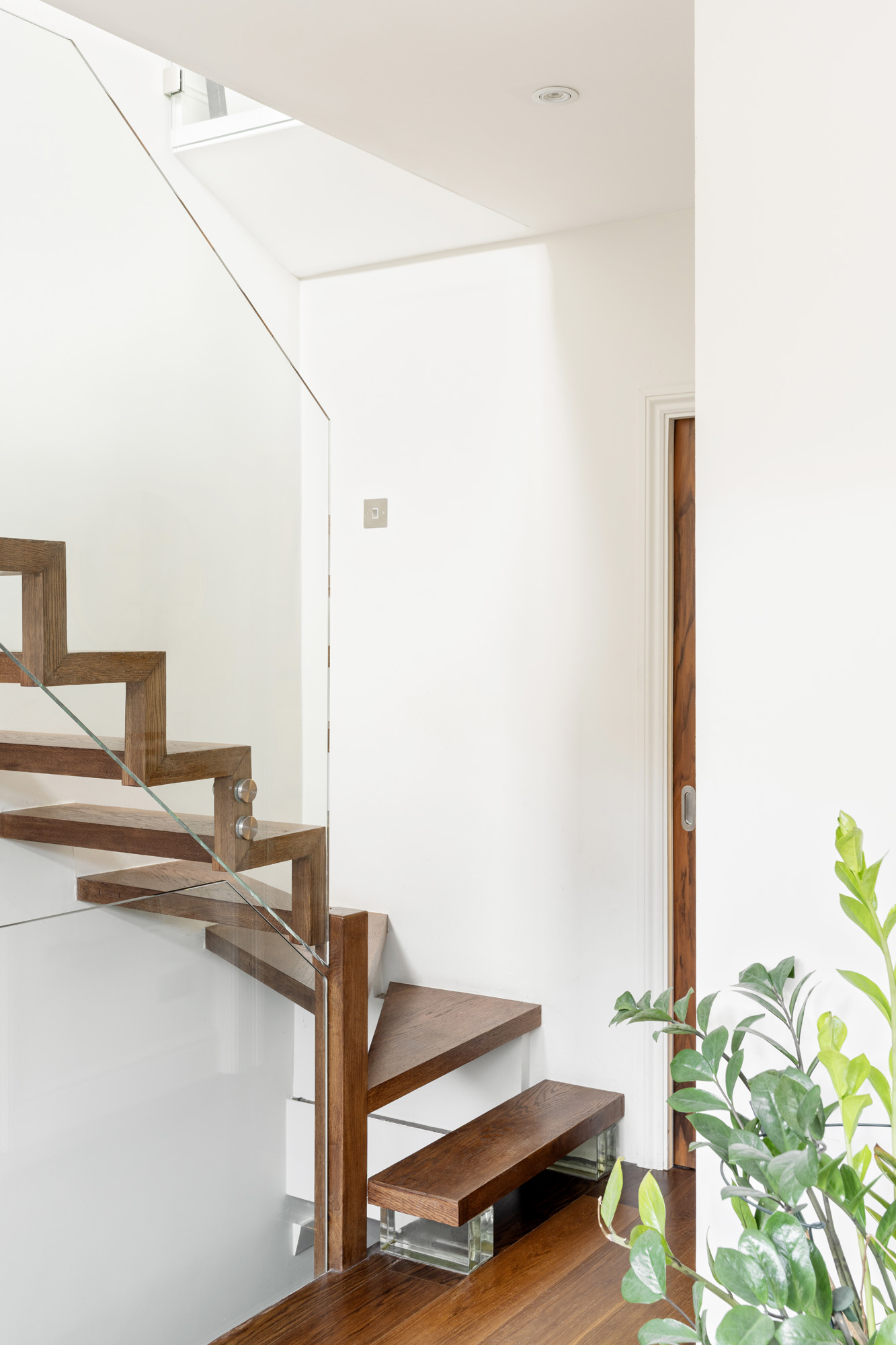 DN-Property-For-Rent-Colville-Mews-16_Lo