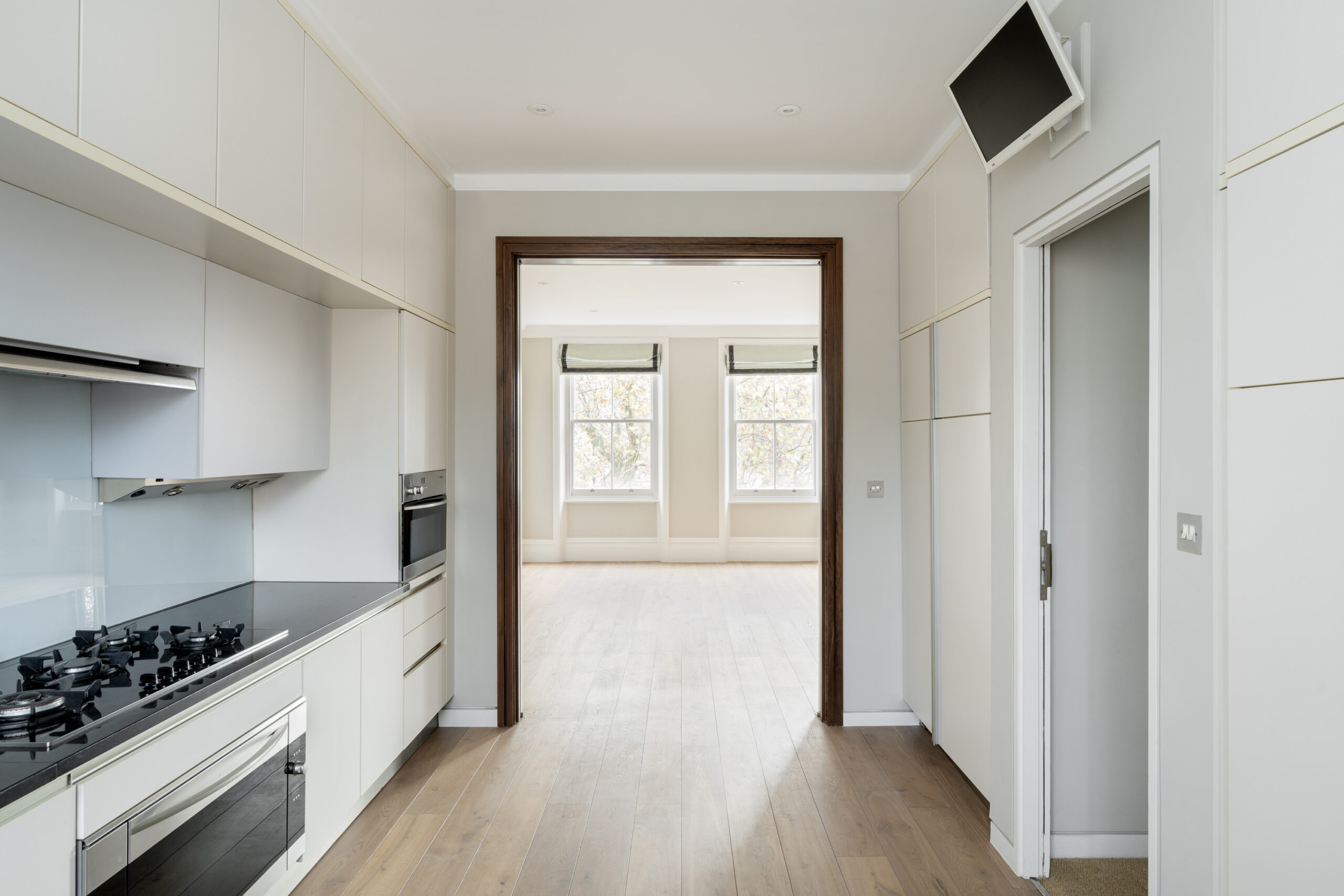 DN-Property-For-Rent-Egerton-Gardens-9_Lo