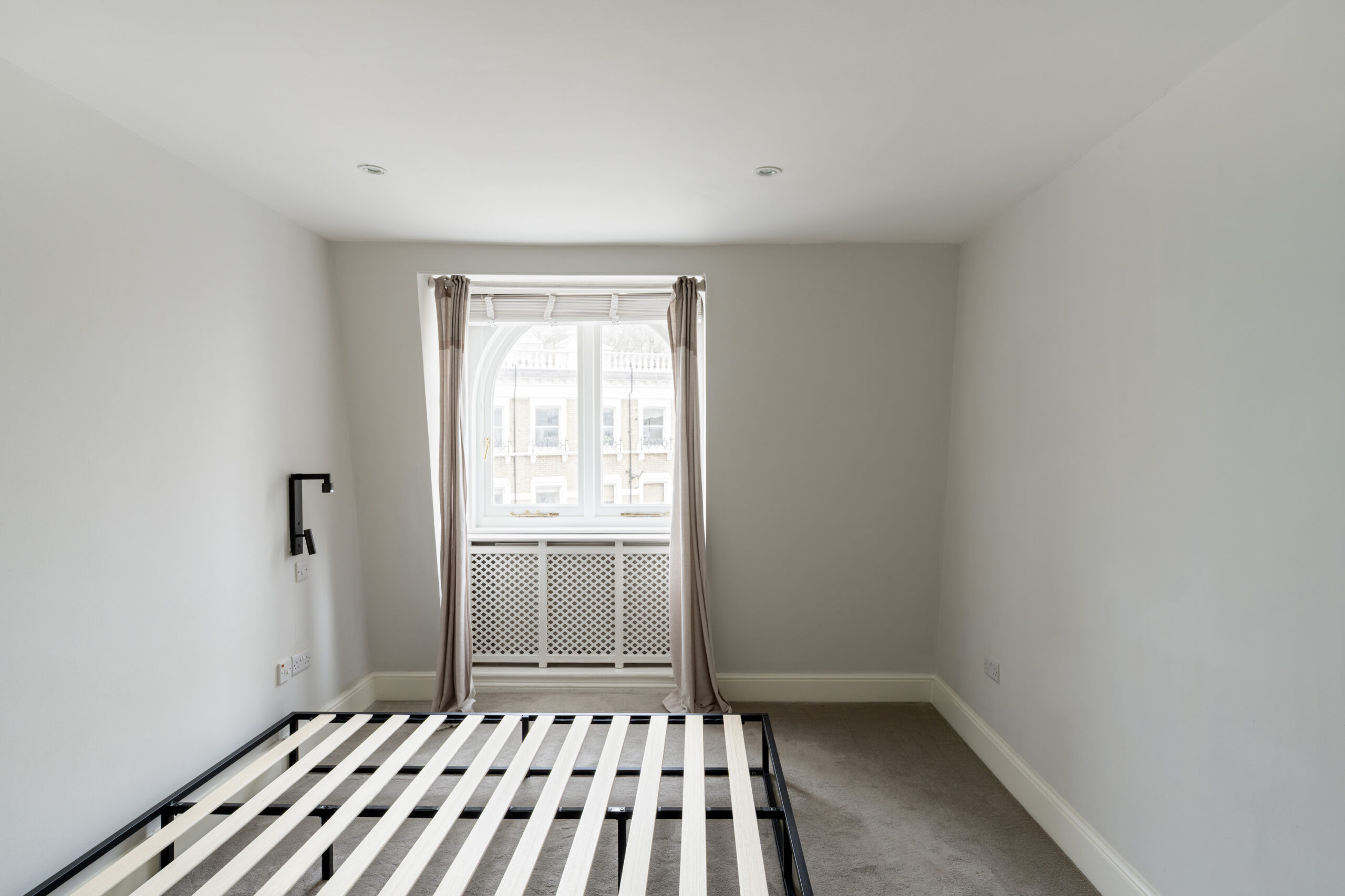 DN-Property-For-Rent-Emperors-Gate-18_Lo