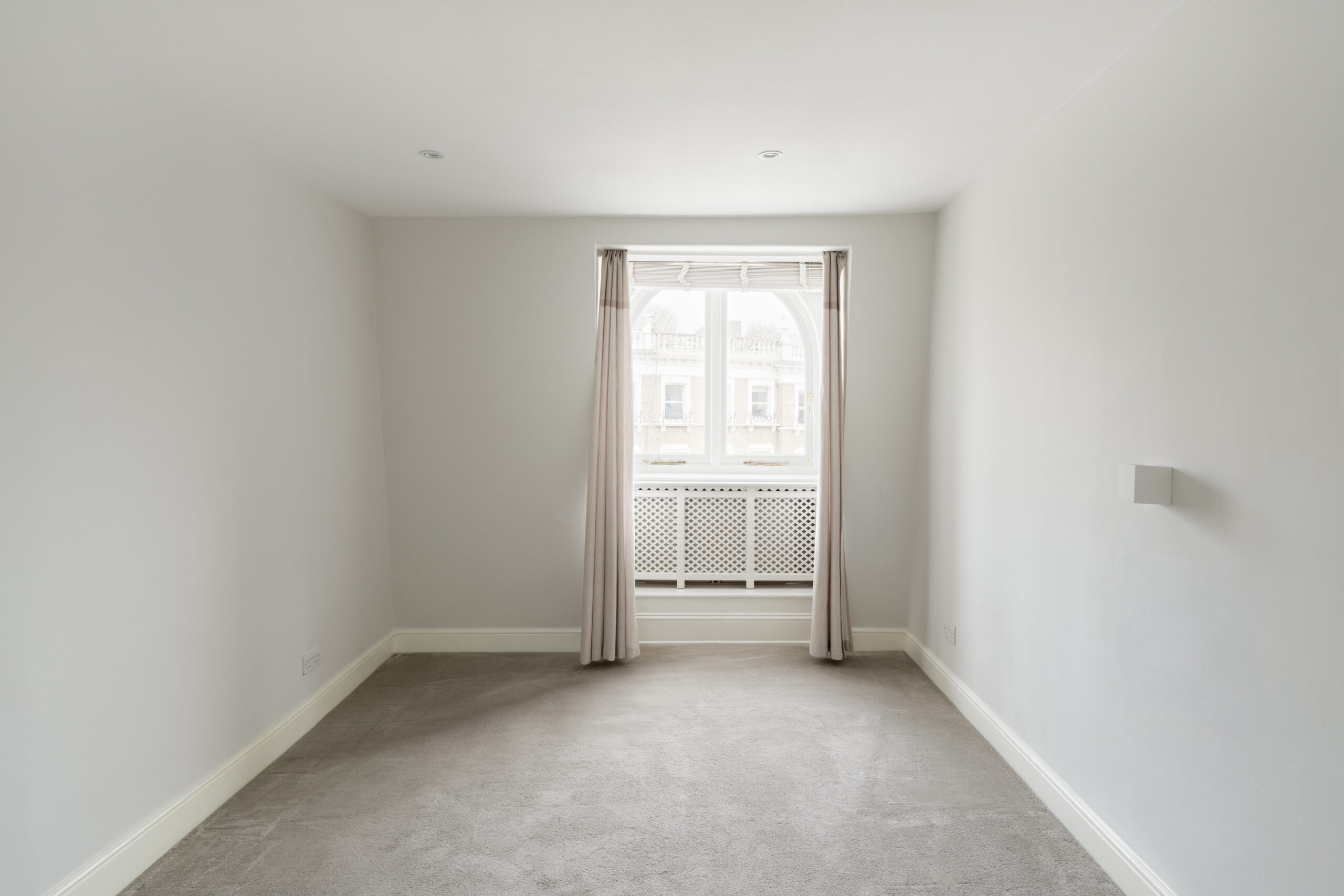 DN-Property-For-Rent-Emperors-Gate-21_Lo