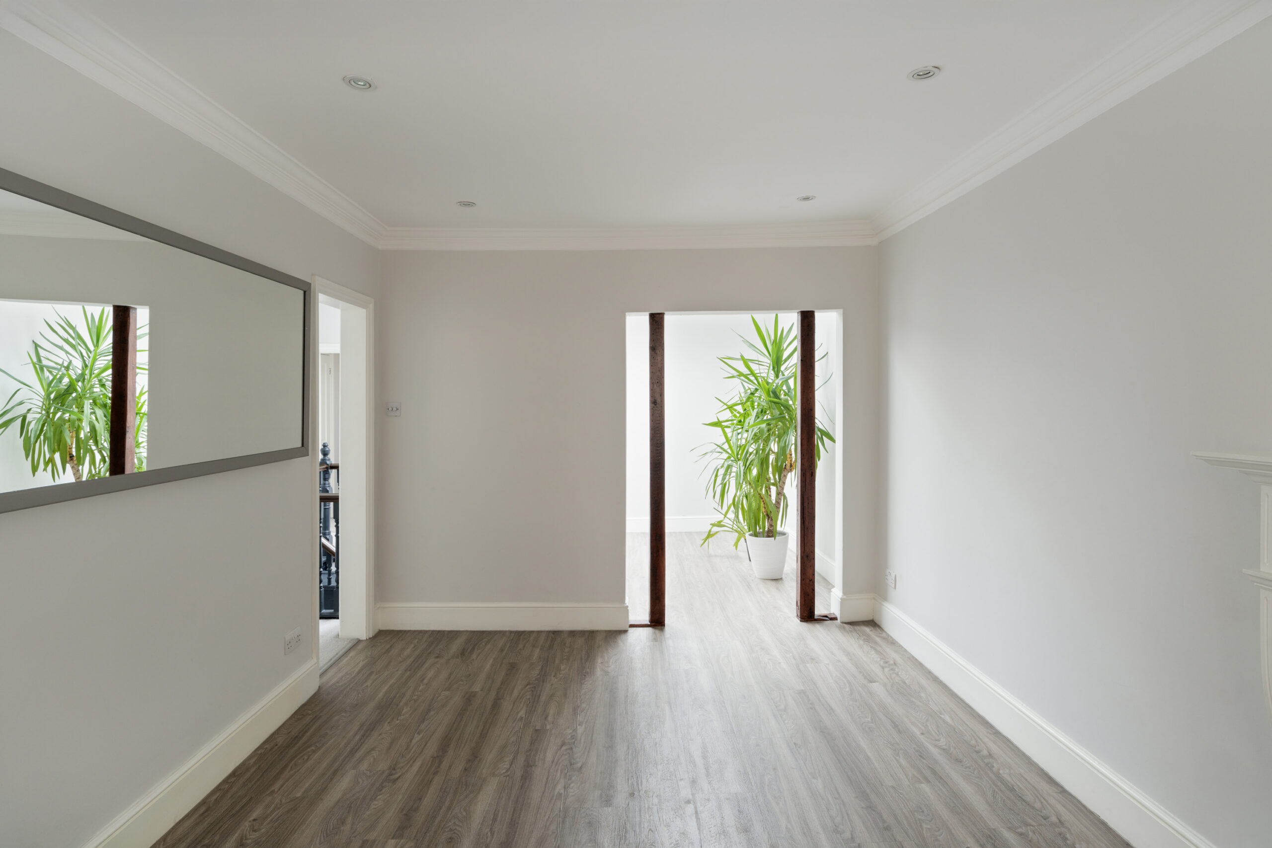 DN-Property-For-Rent-Emperors-Gate-8_Lo