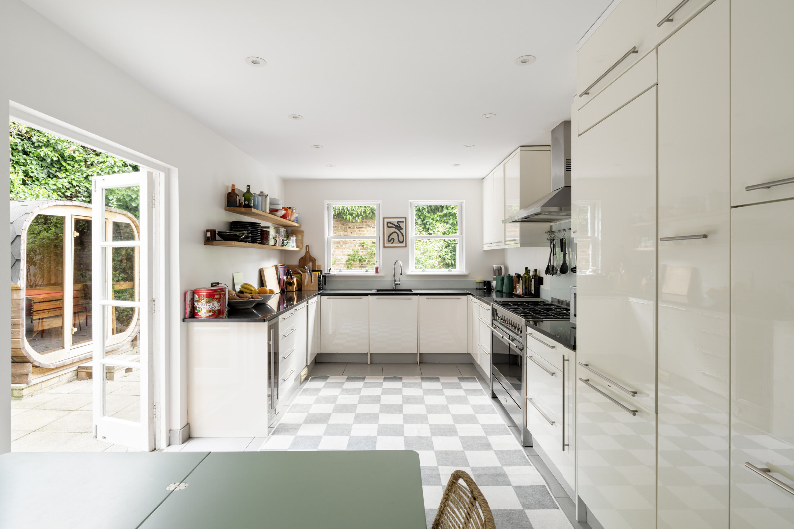 DN-Property-For-Rent-Frithville-Gardens-13_Lo