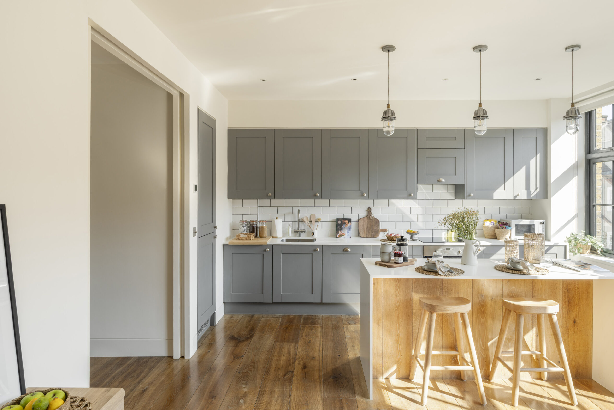 DN-Property-For-Rent-Great-Titchfield-Street-5_Lo