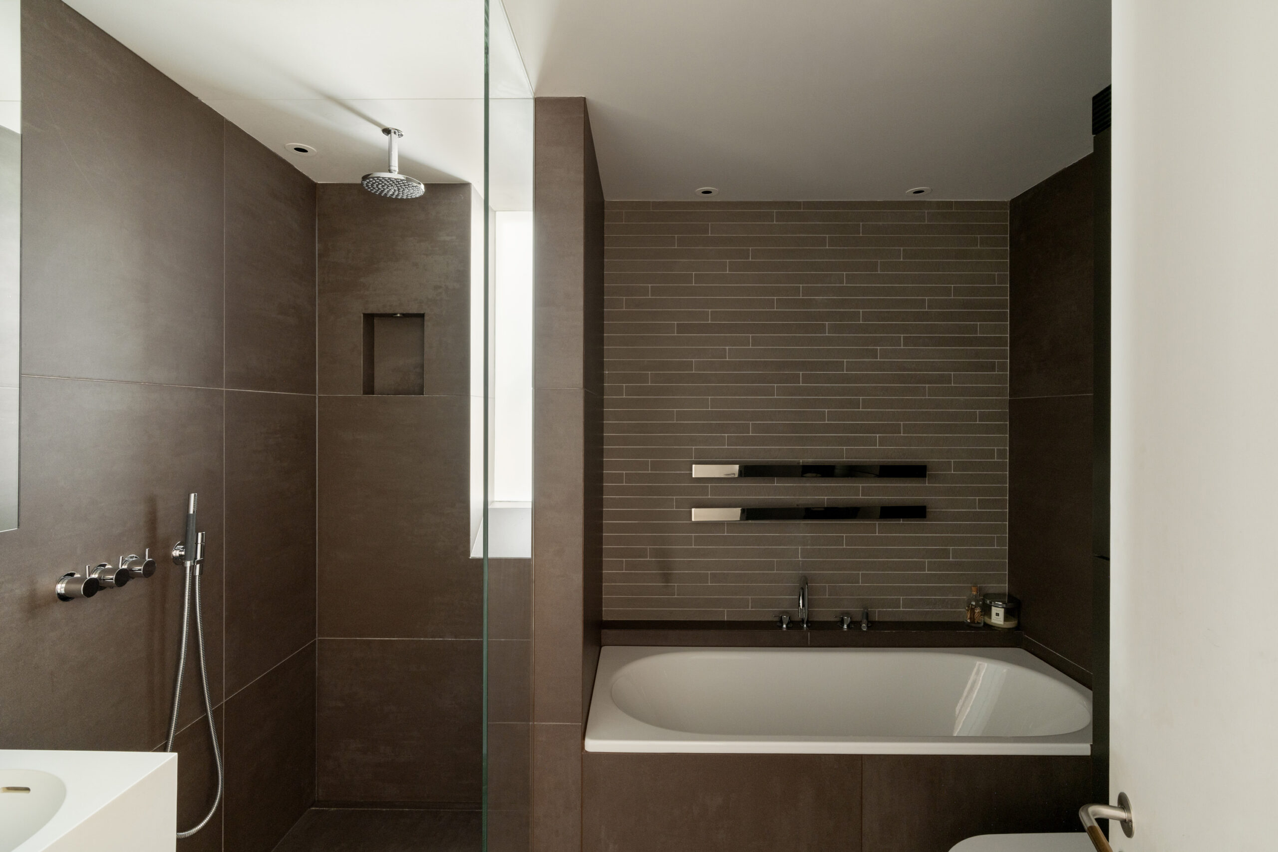 DN-Property-For-Rent-Leinster-Mews-13_Lo