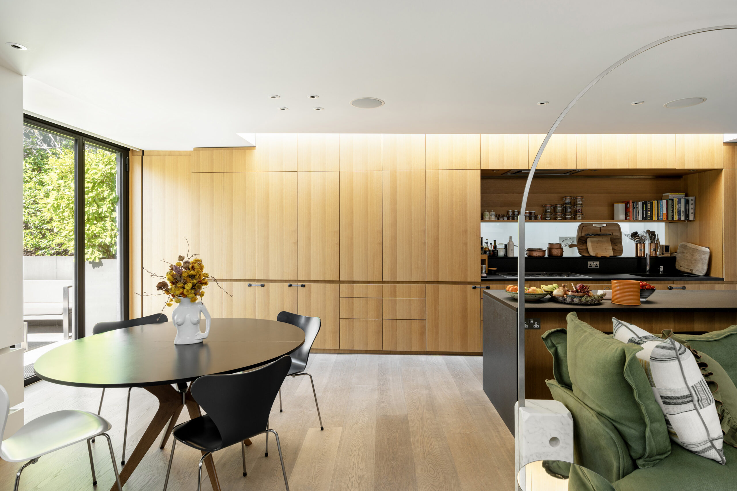 DN-Property-For-Rent-Leinster-Mews-25_Lo