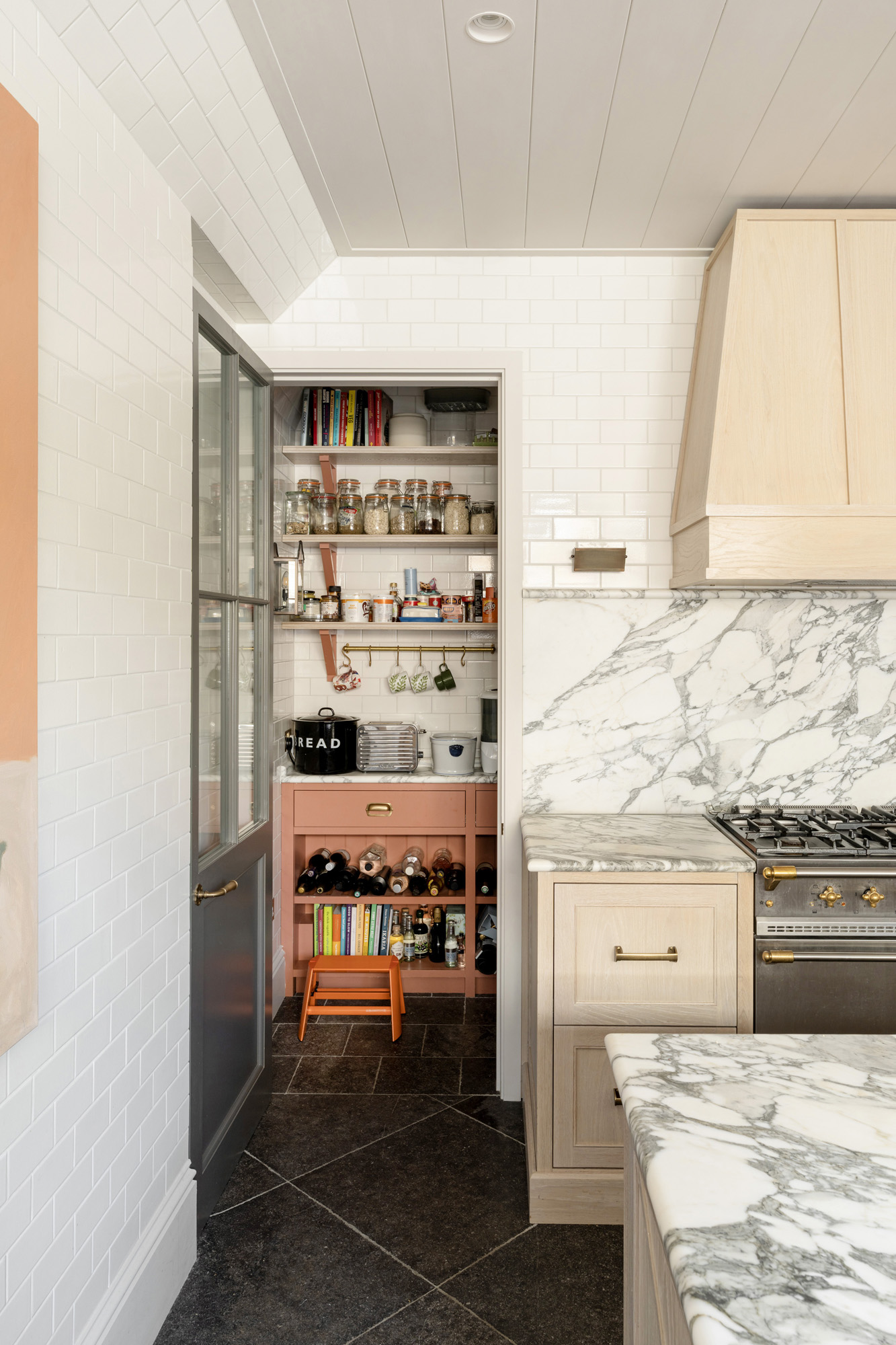 DN-Property-For-Rent-Ruston-Mews-1_Hi_Lo (5)