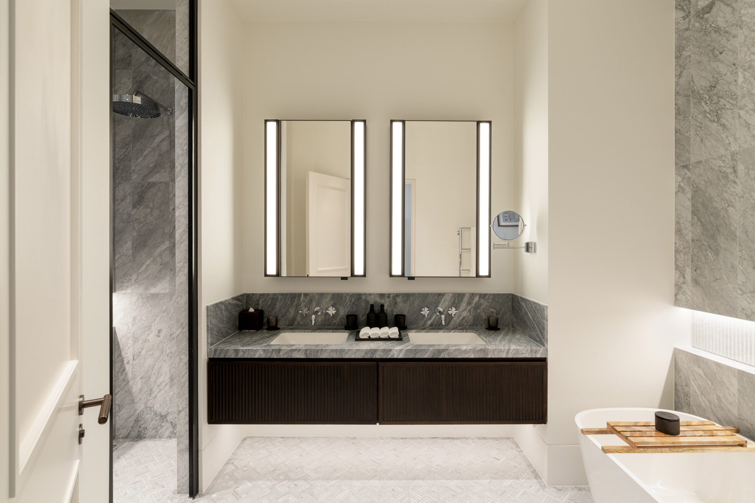 DN-Property-For-Rent-The-Whiteley-43_Lo