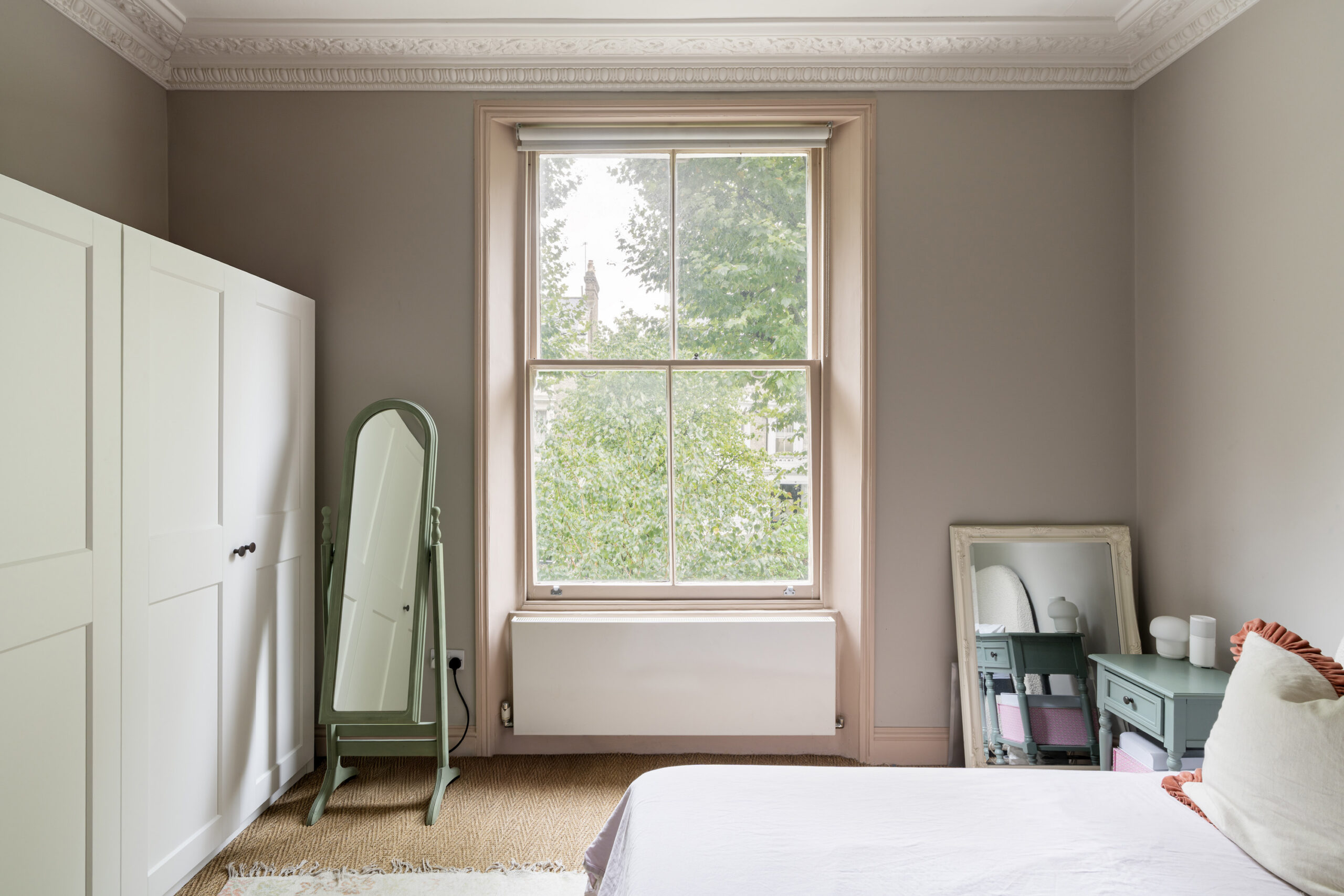 DN-Property-For-Sale-Bassett-Road-15_Lo
