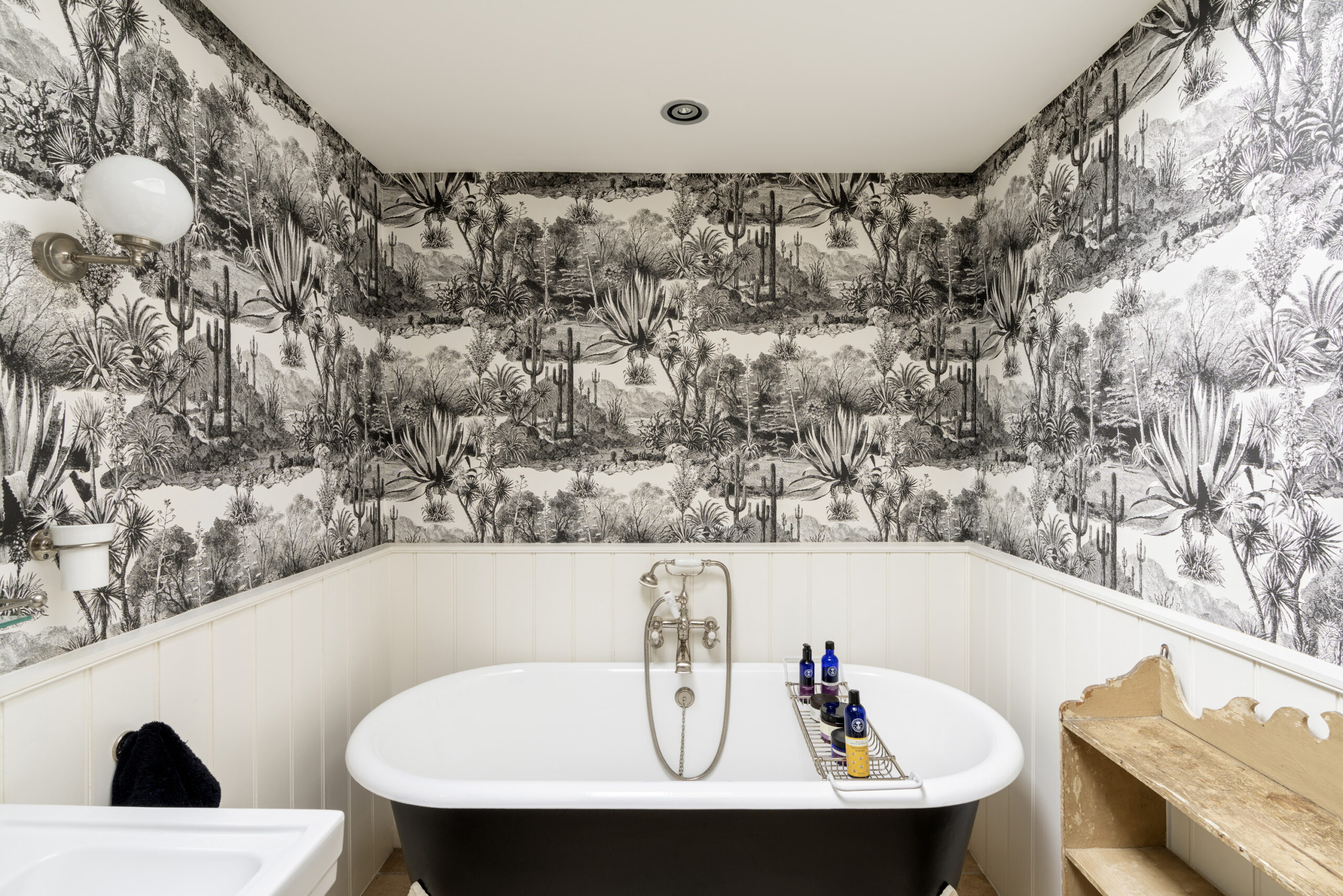 DN-Property-For-Sale-Consort-House-36_Lo