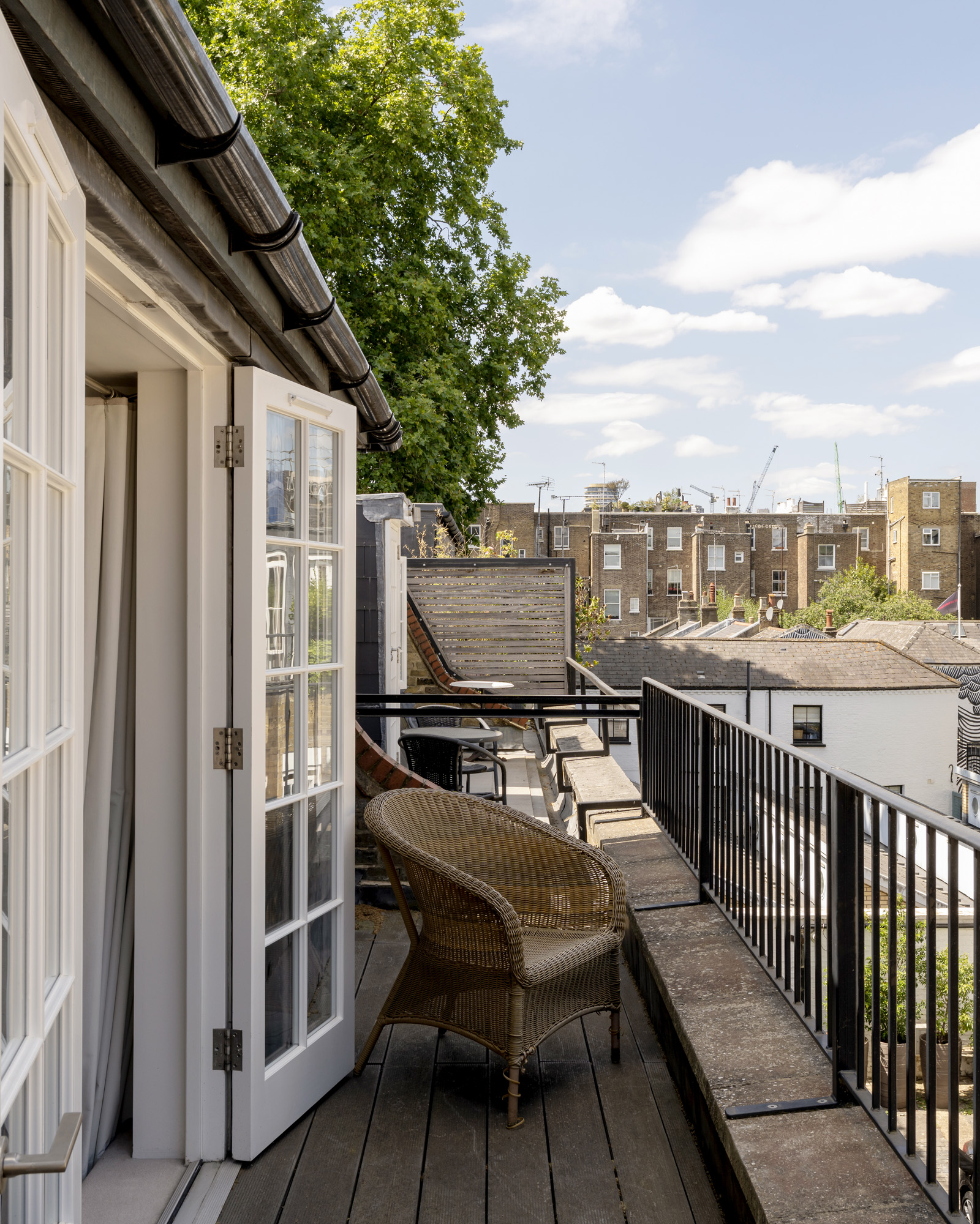 DN-Property-For-Sale-Kensington-Park-Mews-21_Lo