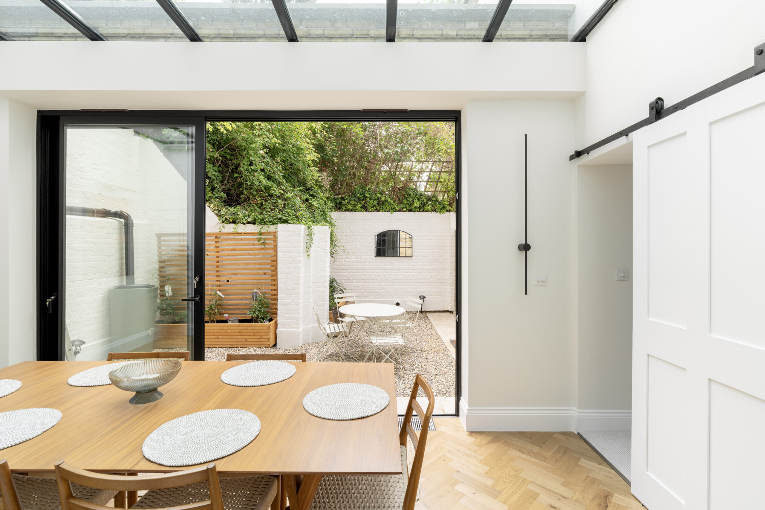 DN-Property-For-Sale-Ladroke-Square-13_Lo