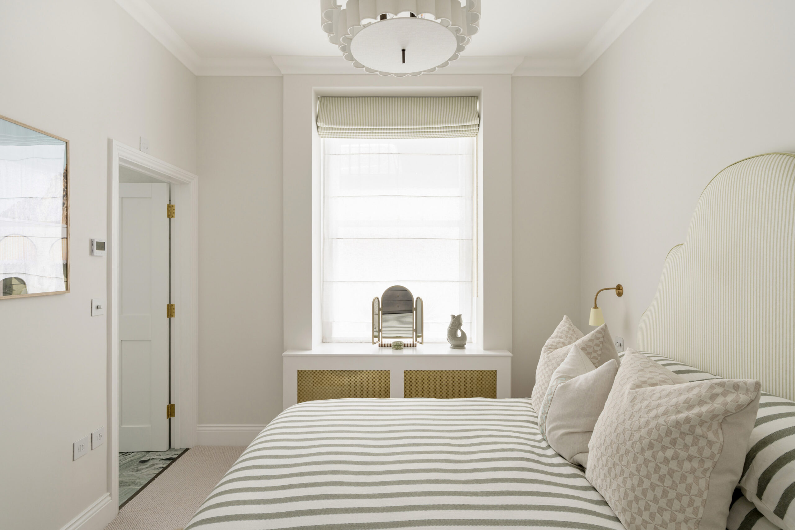 DN-Property-For-Sale-Ladroke-Square-31_Lo
