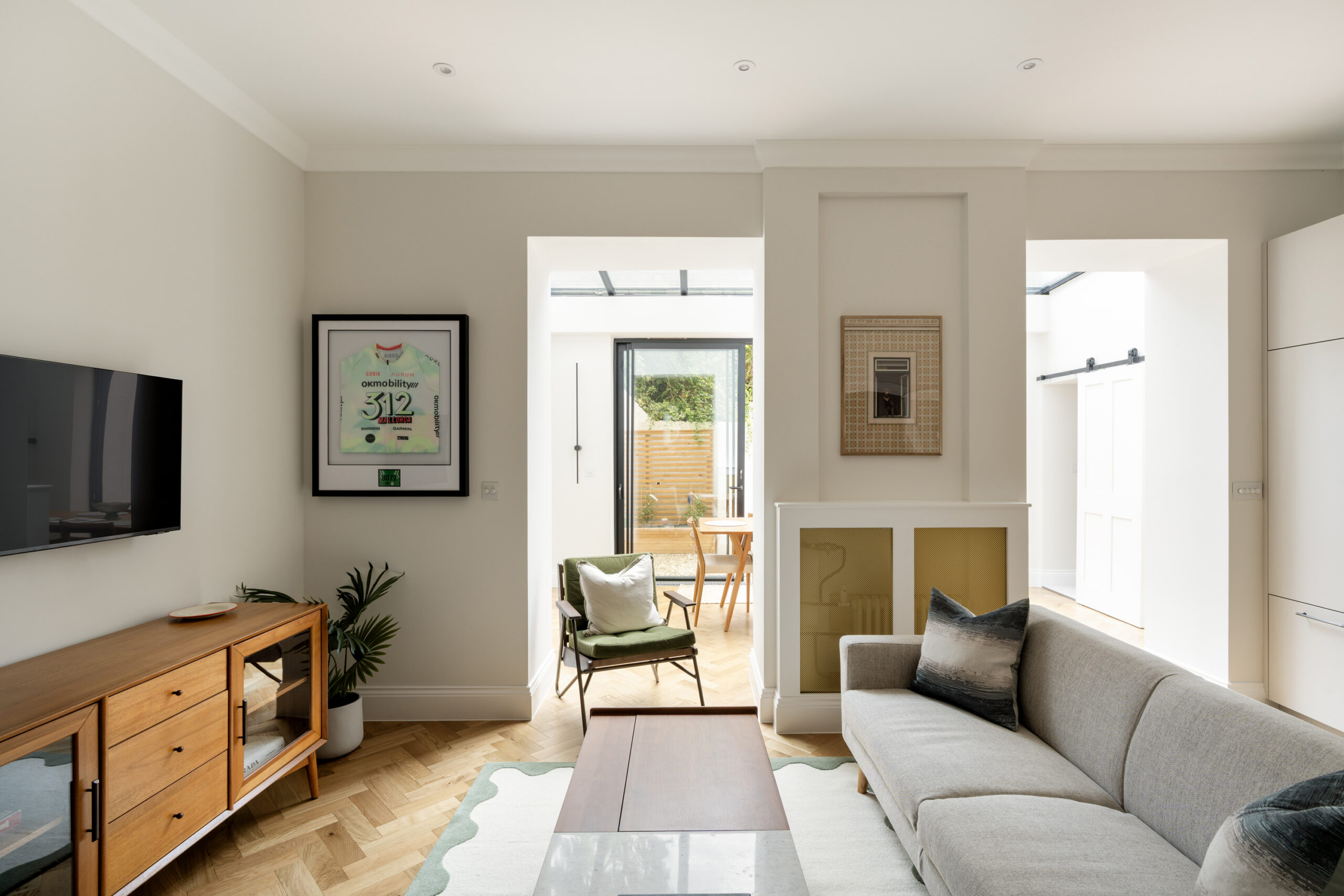 DN-Property-For-Sale-Ladroke-Square-5_Lo