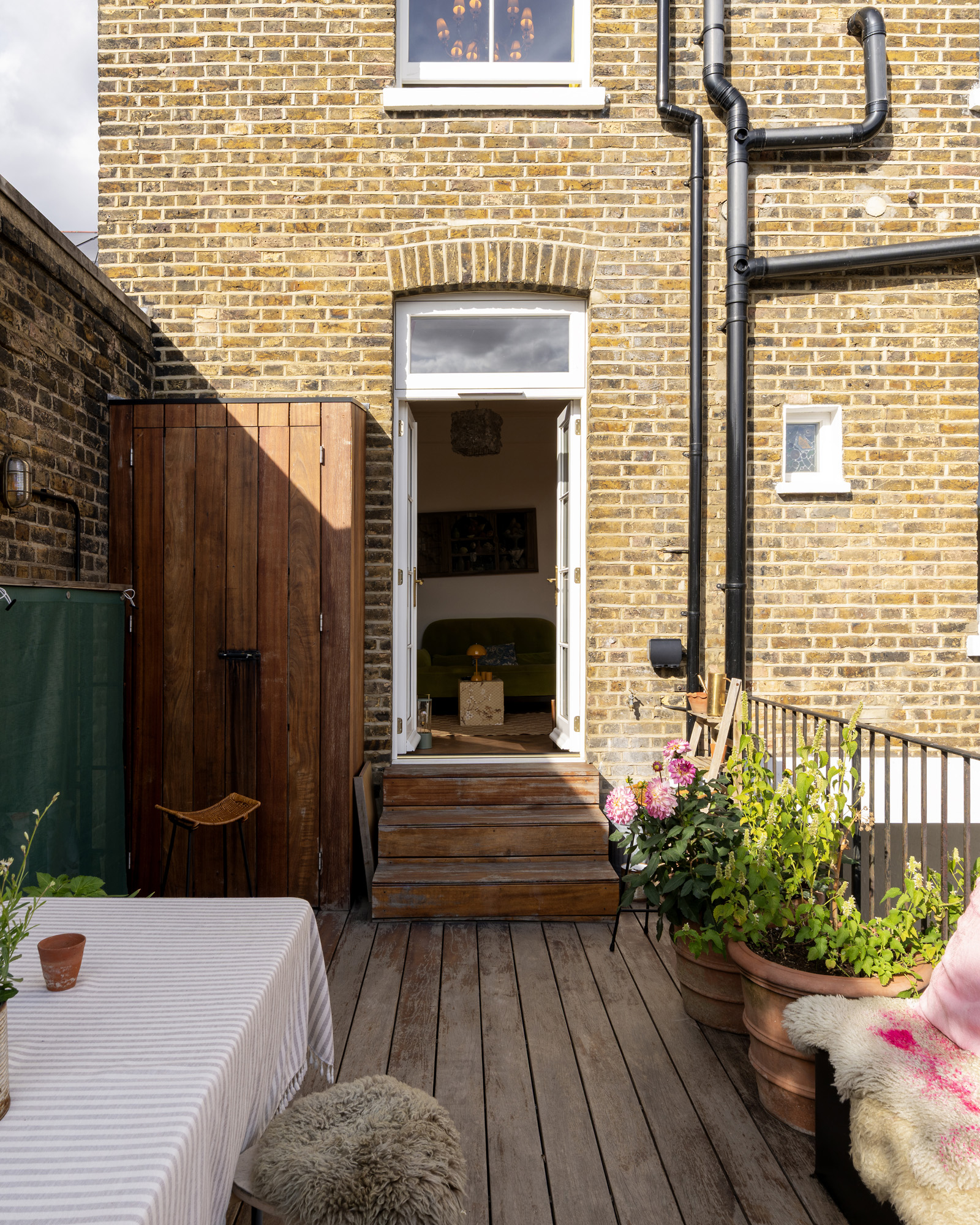 DN-Property-For-Sale-Pember-Road-24_Lo