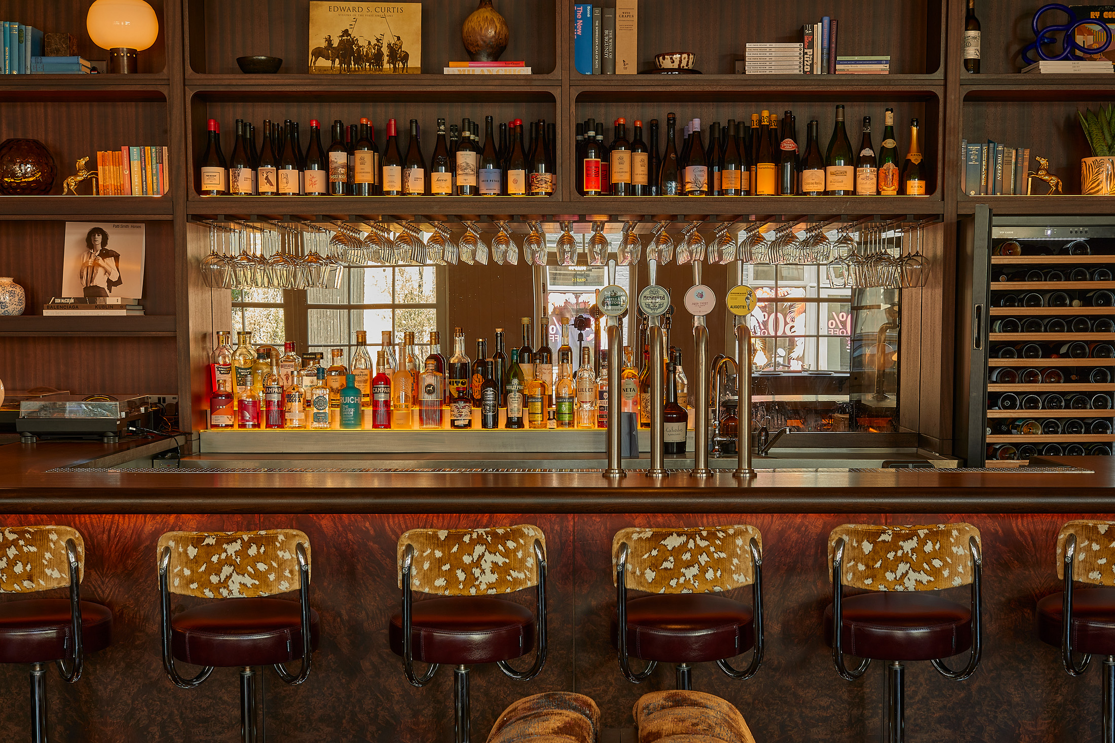 DN-Queens-Park-Area-Guide-Best-Restaurants-Bar-Blondie (3)