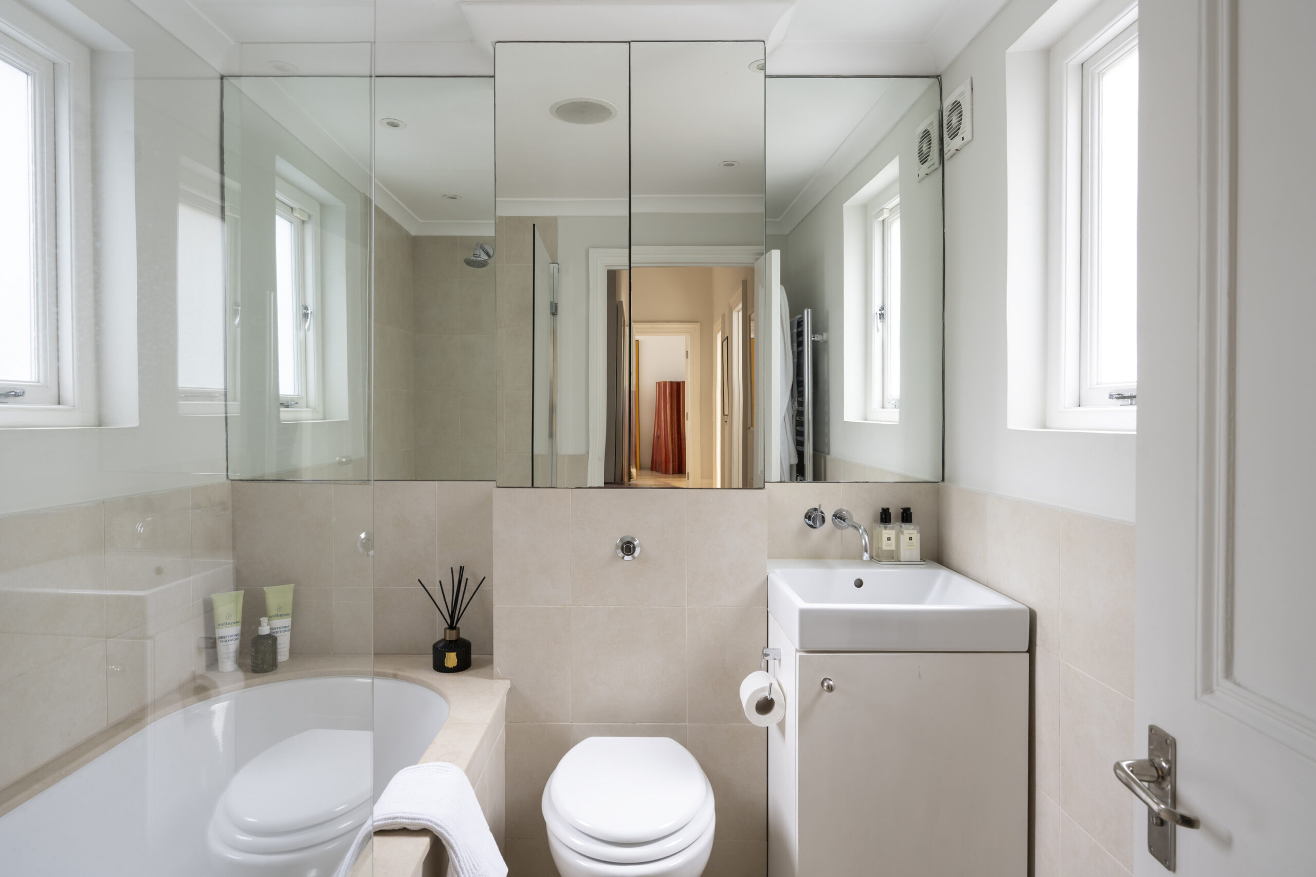 DN-RGF-Notting-Hill-Apartment-For-Rent- Oxford-Gardens-9_Lo