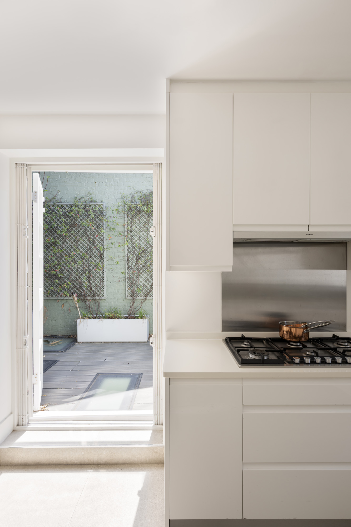DN-South Ken-Apartment-For-Sale-Cromwell-Place-12_Lo