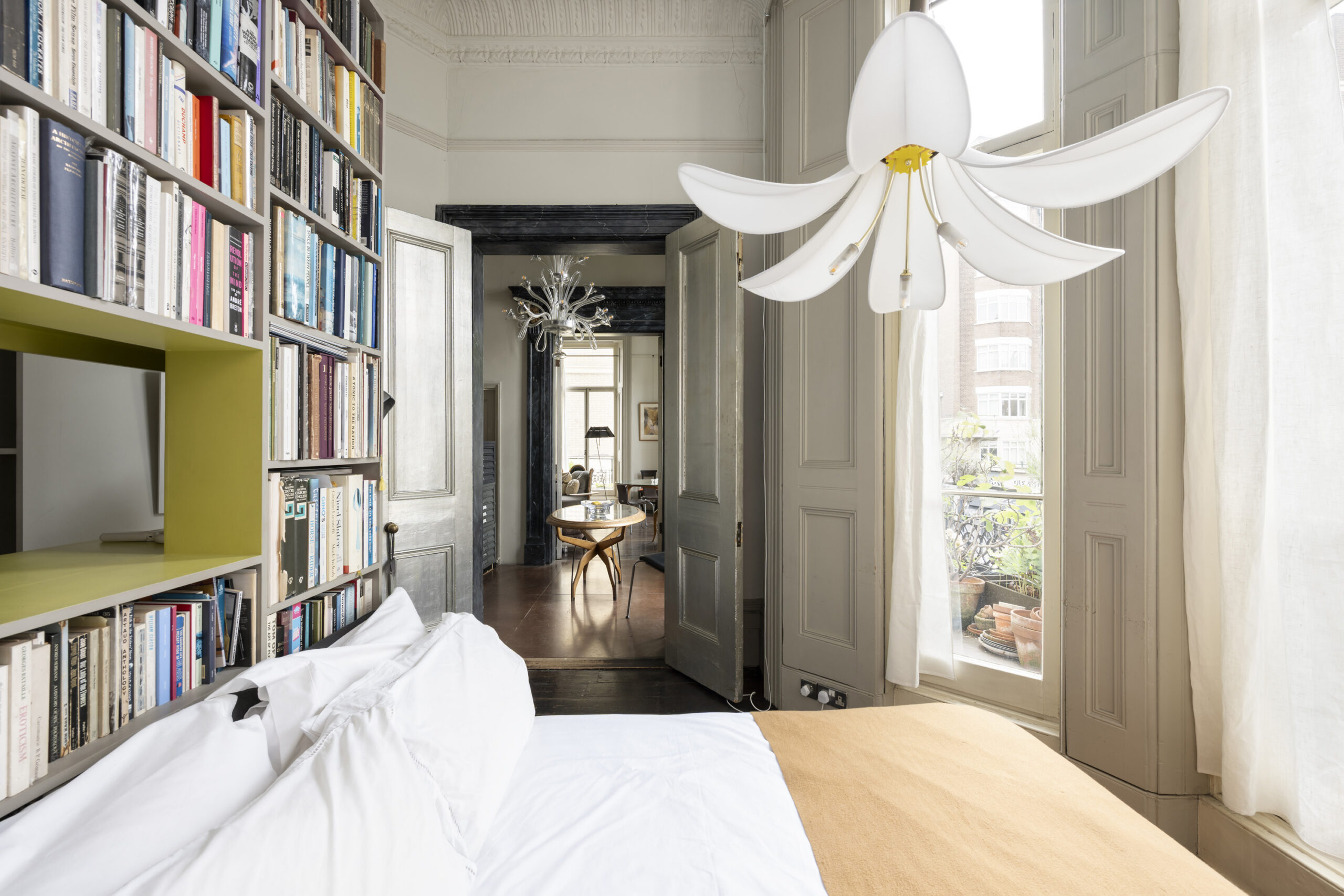 DN-South-Kensington-Apartment-For-Rent-Glendower-Place-15_Lo