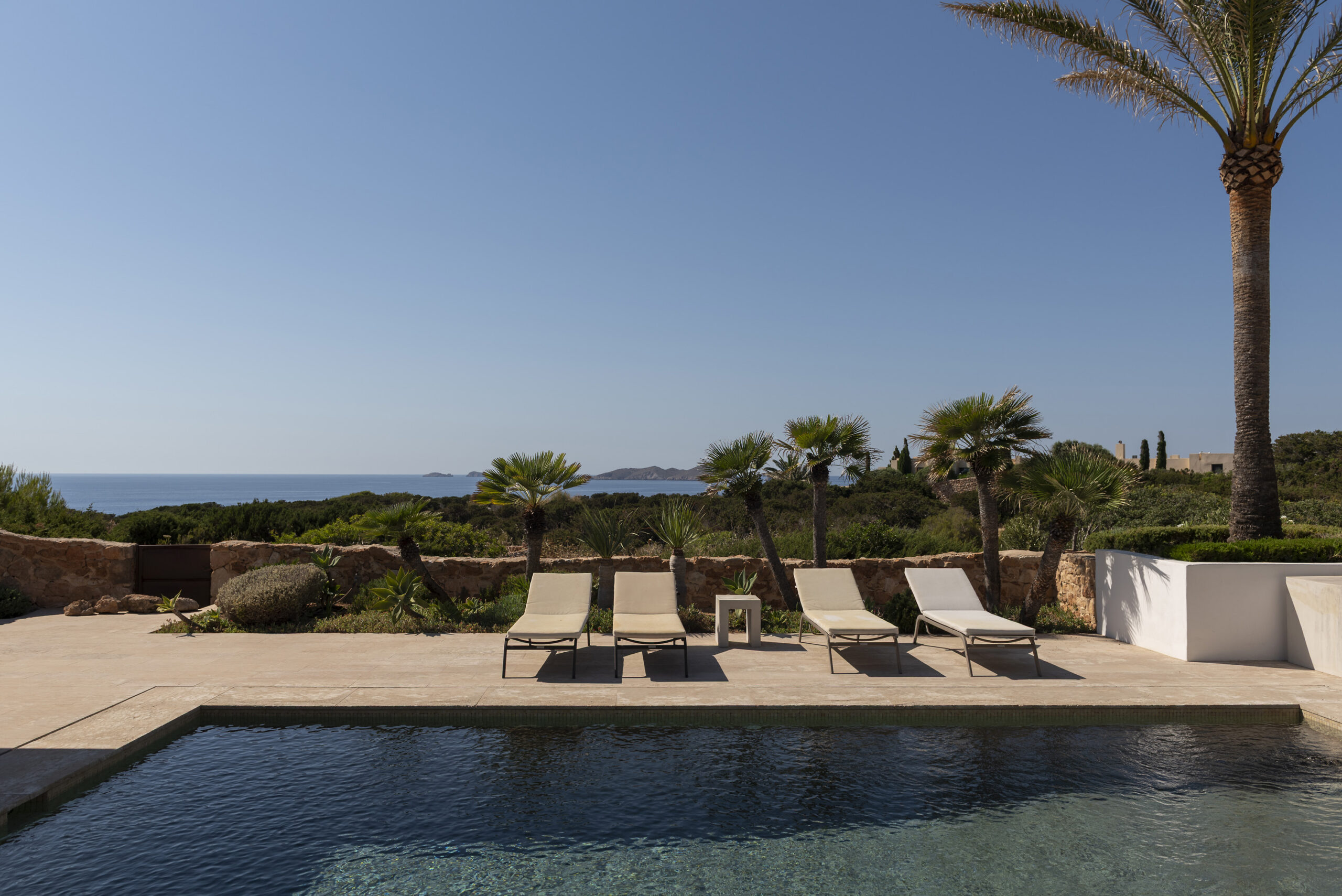 DNI-Ibiza-Villa-For-Rent-Calo-den-Real-1_Lo