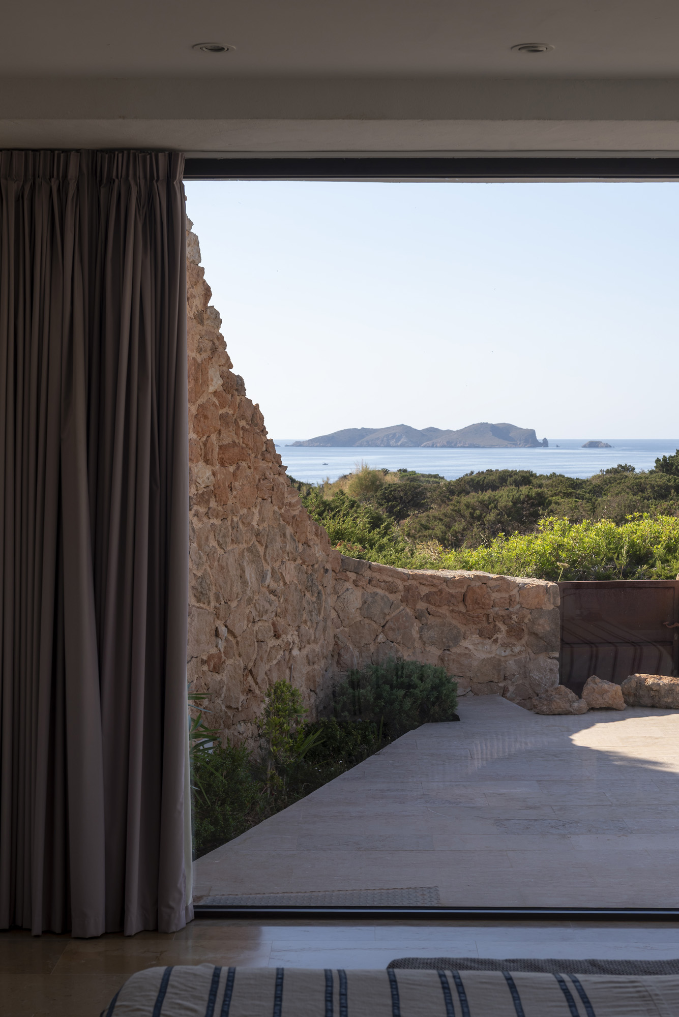 DNI-Ibiza-Villa-For-Rent-Calo-den-Real-32_Lo