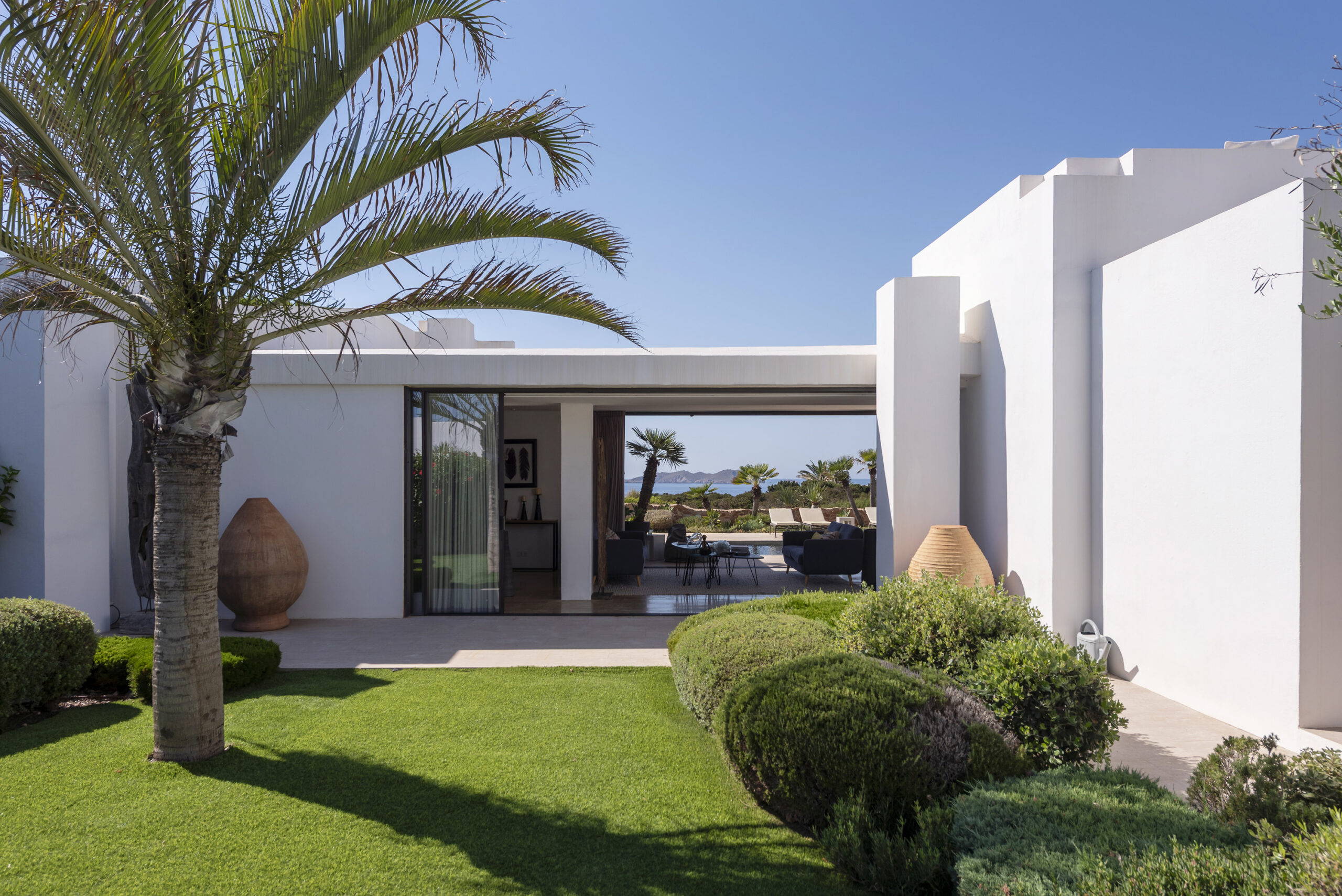 DNI-Ibiza-Villa-For-Rent-Calo-den-Real-5_Lo