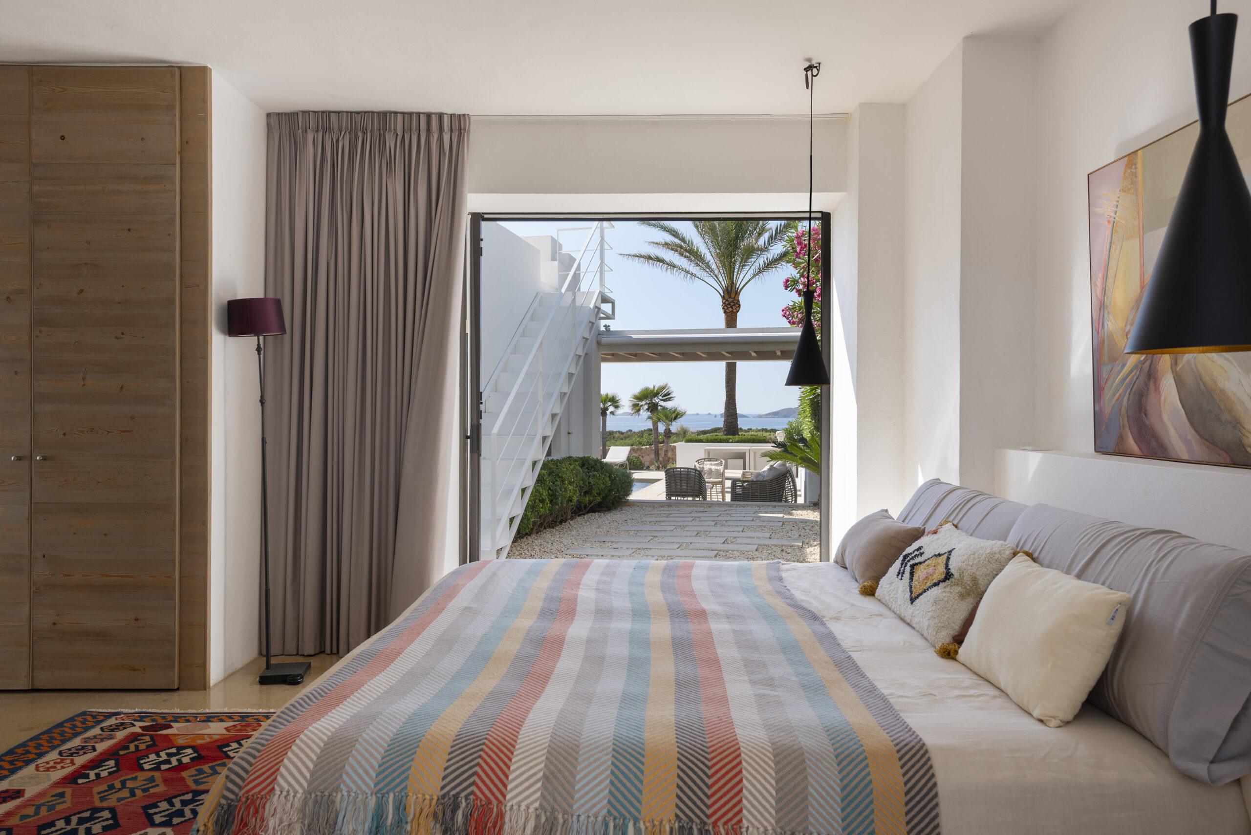 DNI-Ibiza-Villa-For-Rent-Calo-den-Real-9_Lo