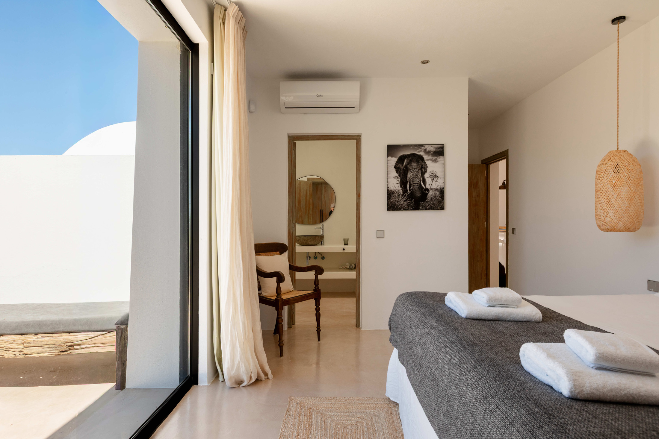 Domus-Nova-Luxury-Rental-Villa-Celestial-Terrace-central-Ibiza-LR 34