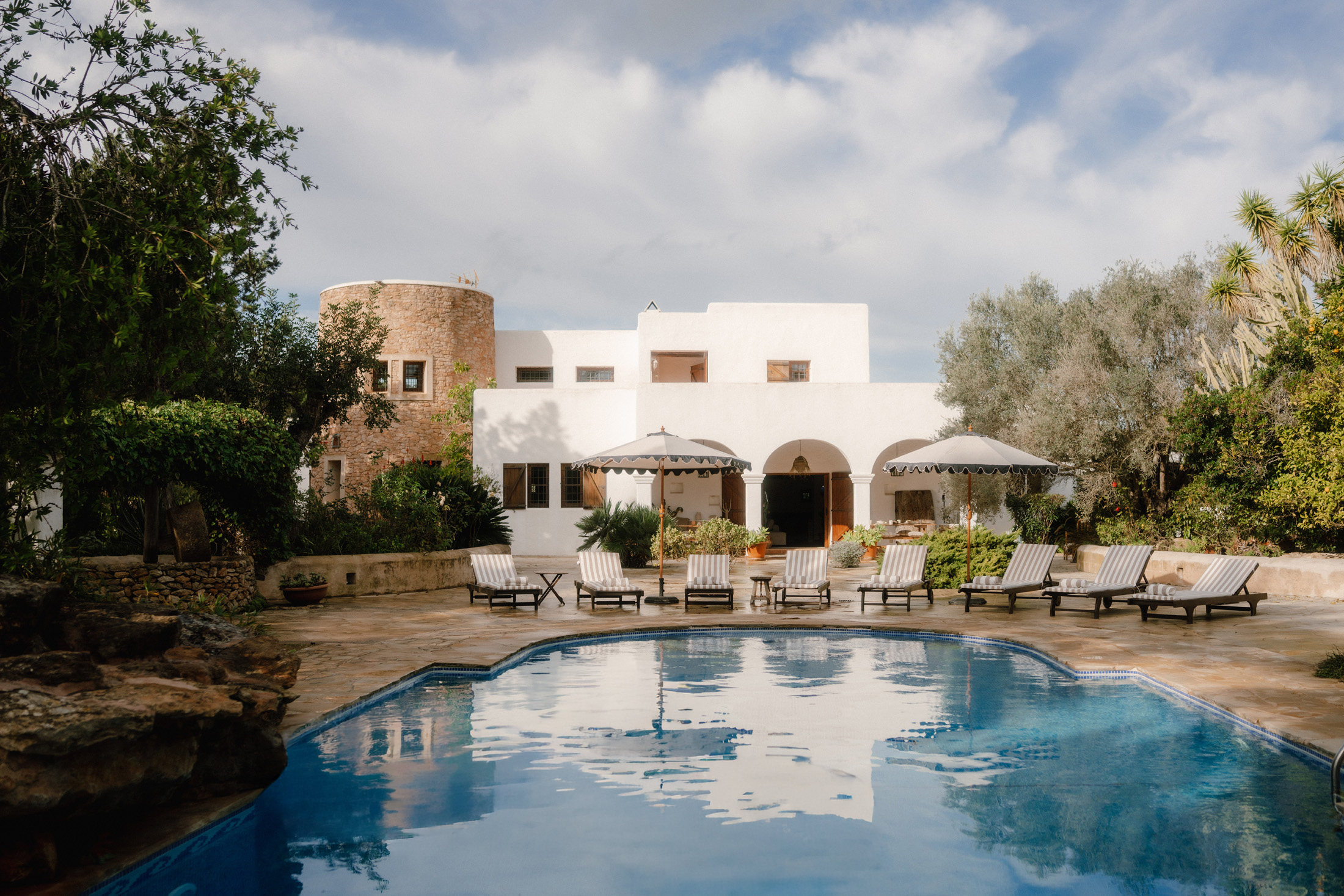 Domus-Nova-Ibiza-Luxury-Rental-Villa-Santa-Gertrudis-Can-Verdant-LR (153)_