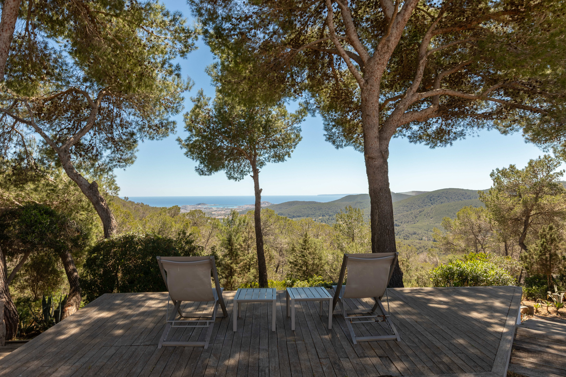 Domus-Nova-Luxury-Rental-Villa-Celestial-Terrace-central-Ibiza-LR 25