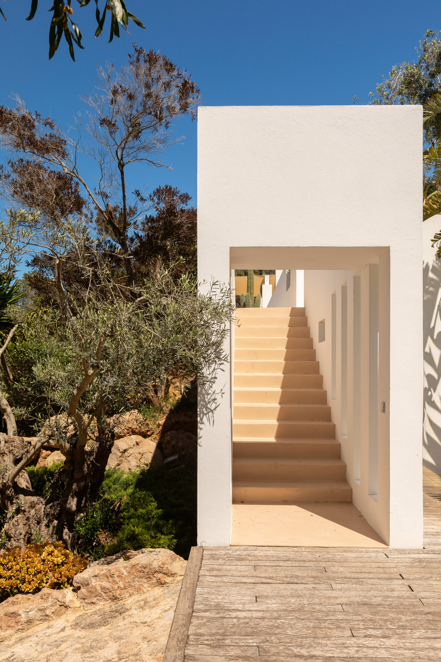 Domus-Nova-Luxury-Rental-Villa-Celestial-Terrace-central-Ibiza-LR 37
