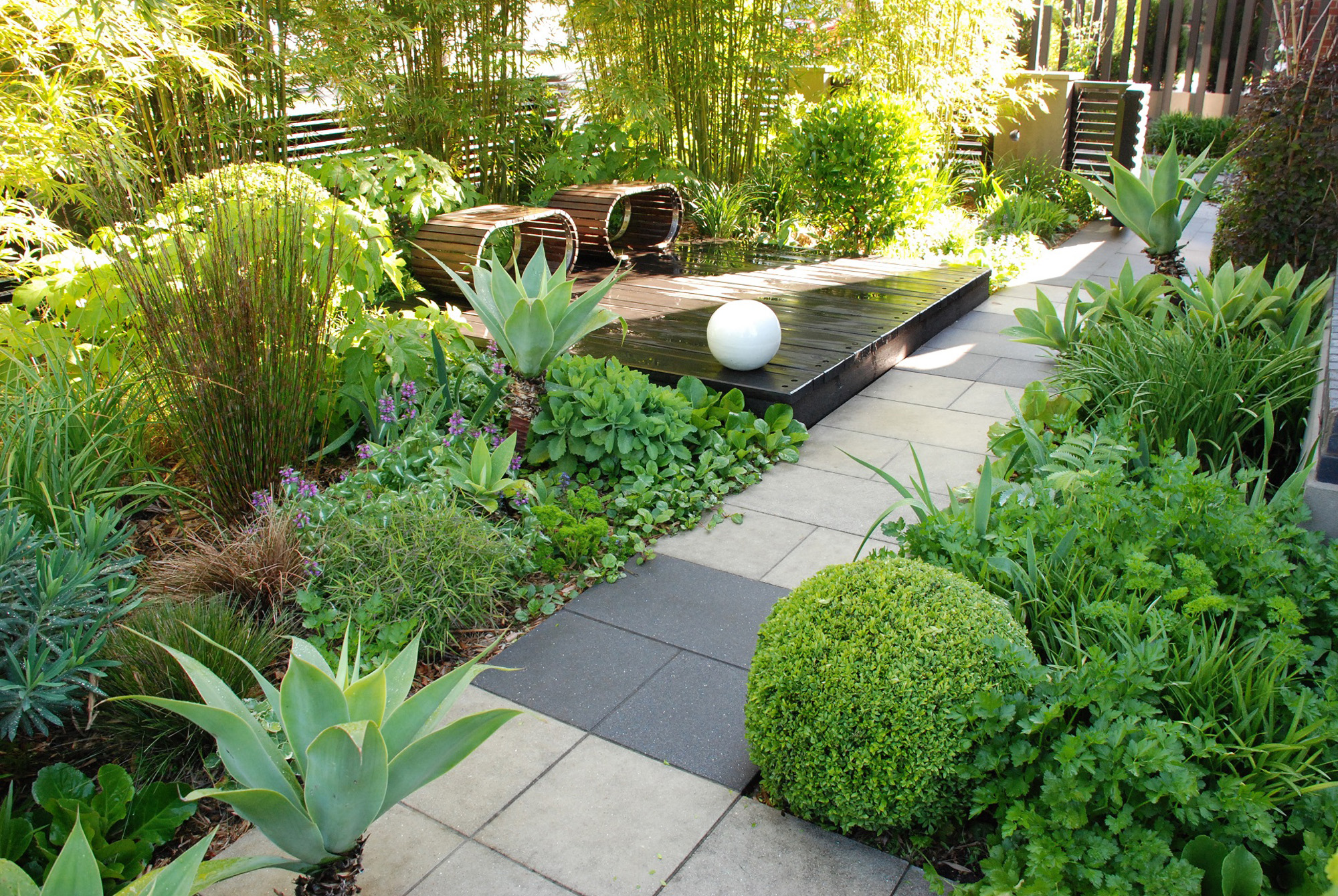 Pathway by Jim Fogarty - contemporary landscape design in London