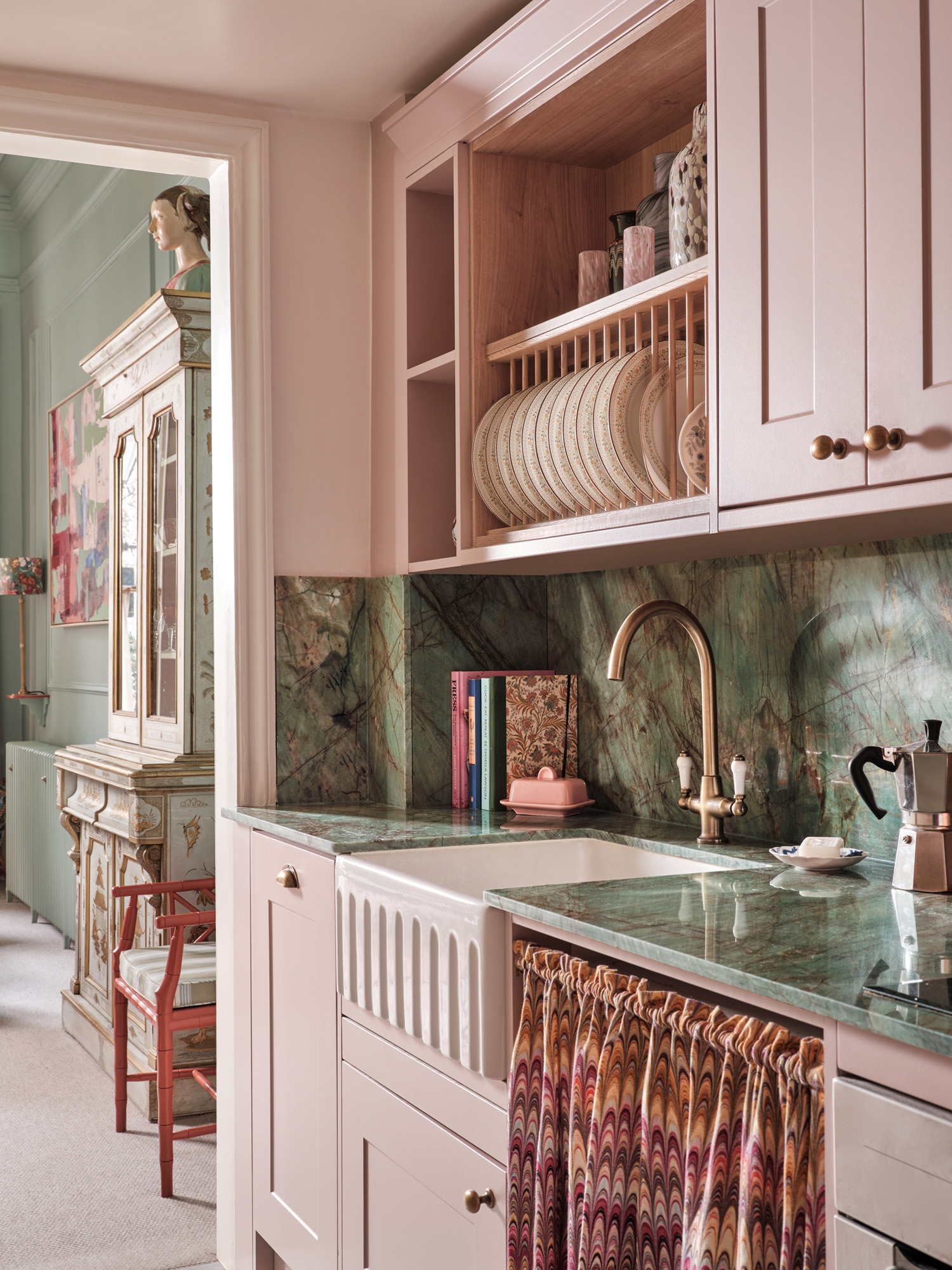 Domus-Nova-Apartment-For-Sale-Queens-Gardens (4)_Lo