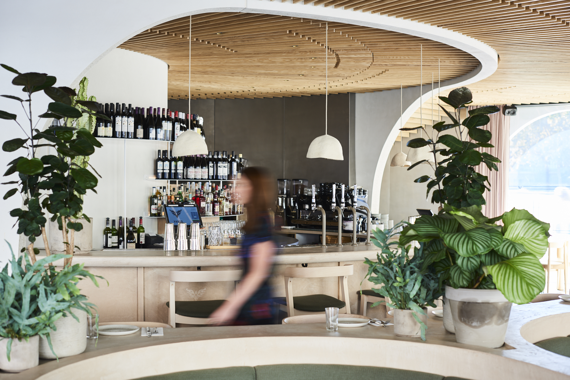 Domus-Nova-Area-Guide-Chelsea-South-Kensington-Best-Restaurants-Vardo (5)