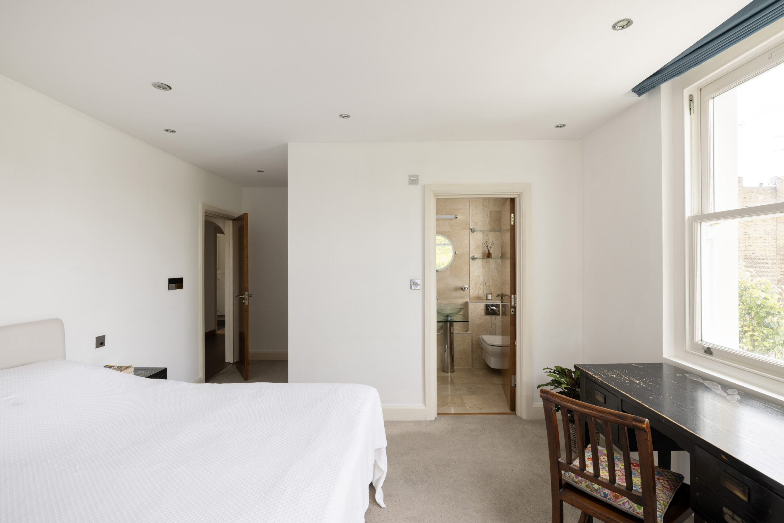 Domus-Nova-Bayswater-Apartment-For-Rent-Monmouth-Road-11_Lo