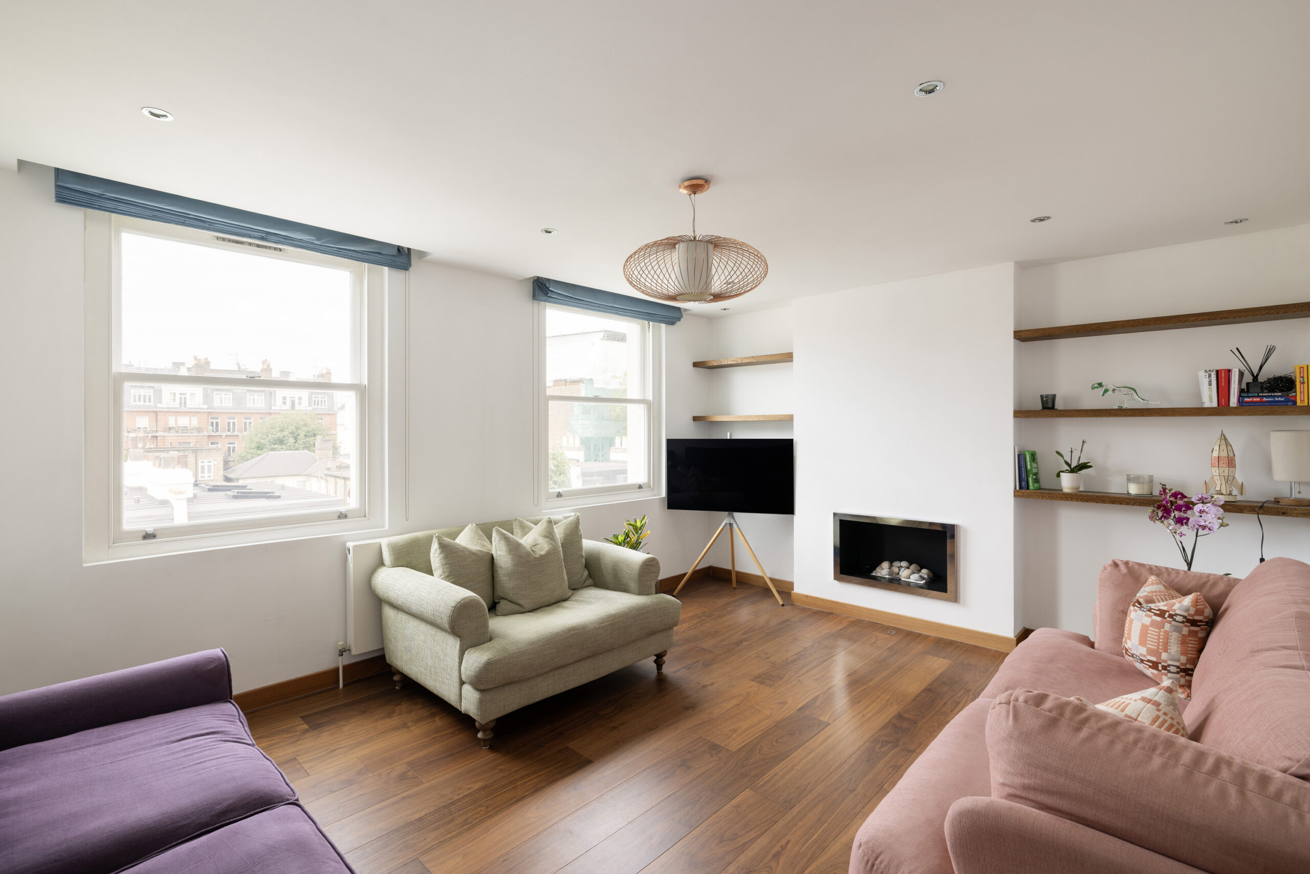 Domus-Nova-Bayswater-Apartment-For-Rent-Monmouth-Road-3_Lo