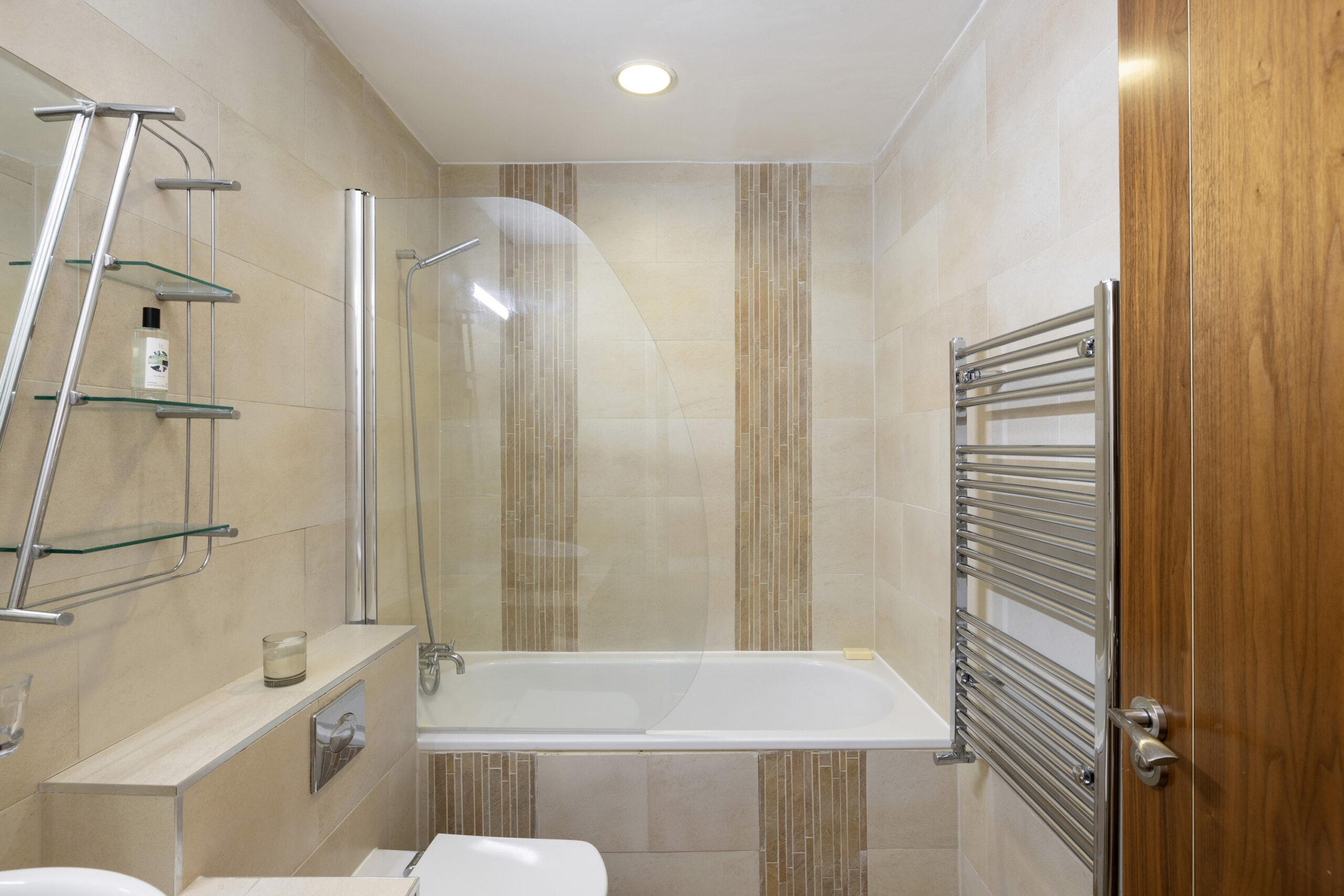 Domus-Nova-Bayswater-Apartment-For-Rent-Monmouth-Road-8_Lo