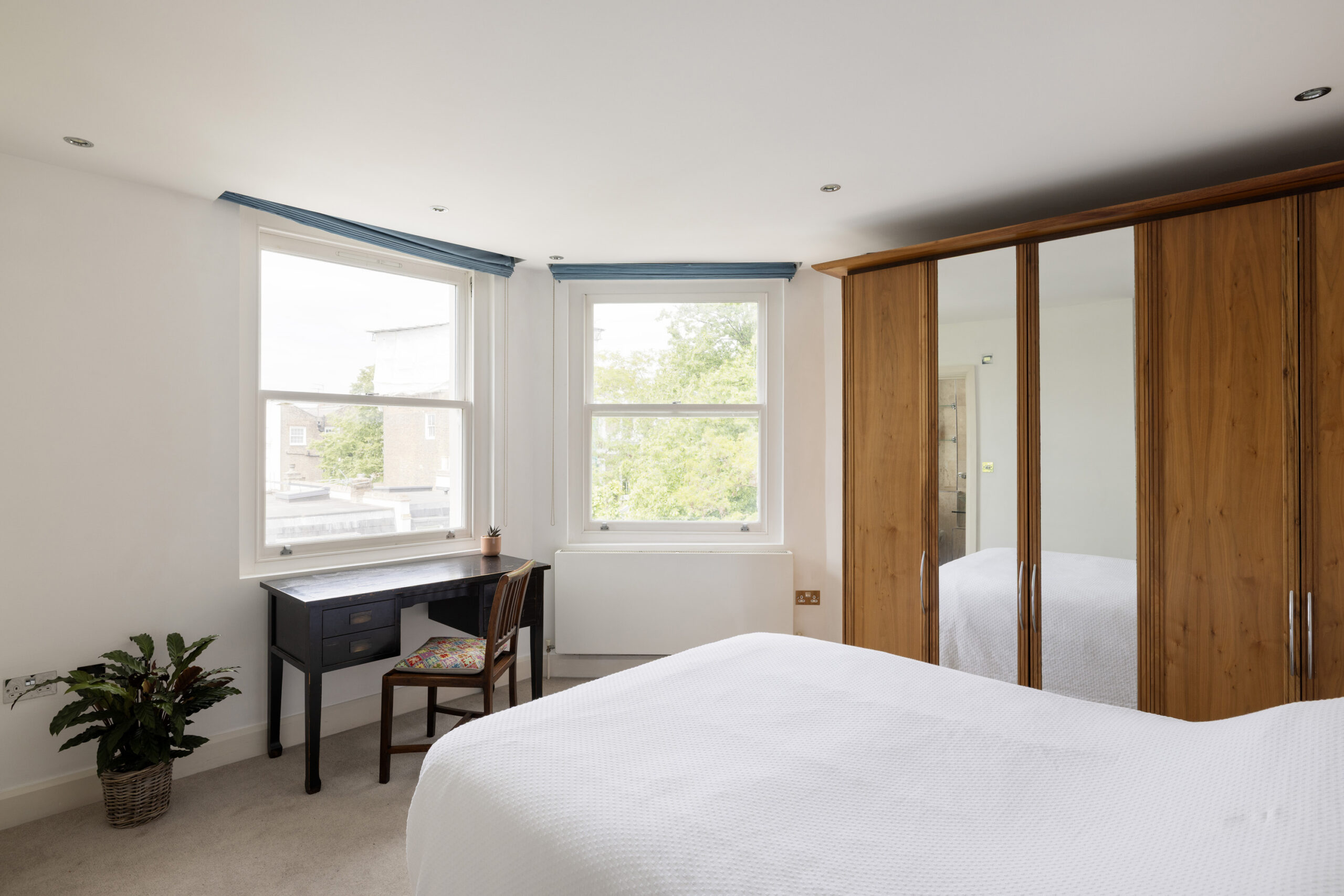 Domus-Nova-Bayswater-Apartment-For-Rent-Monmouth-Road-9_Lo