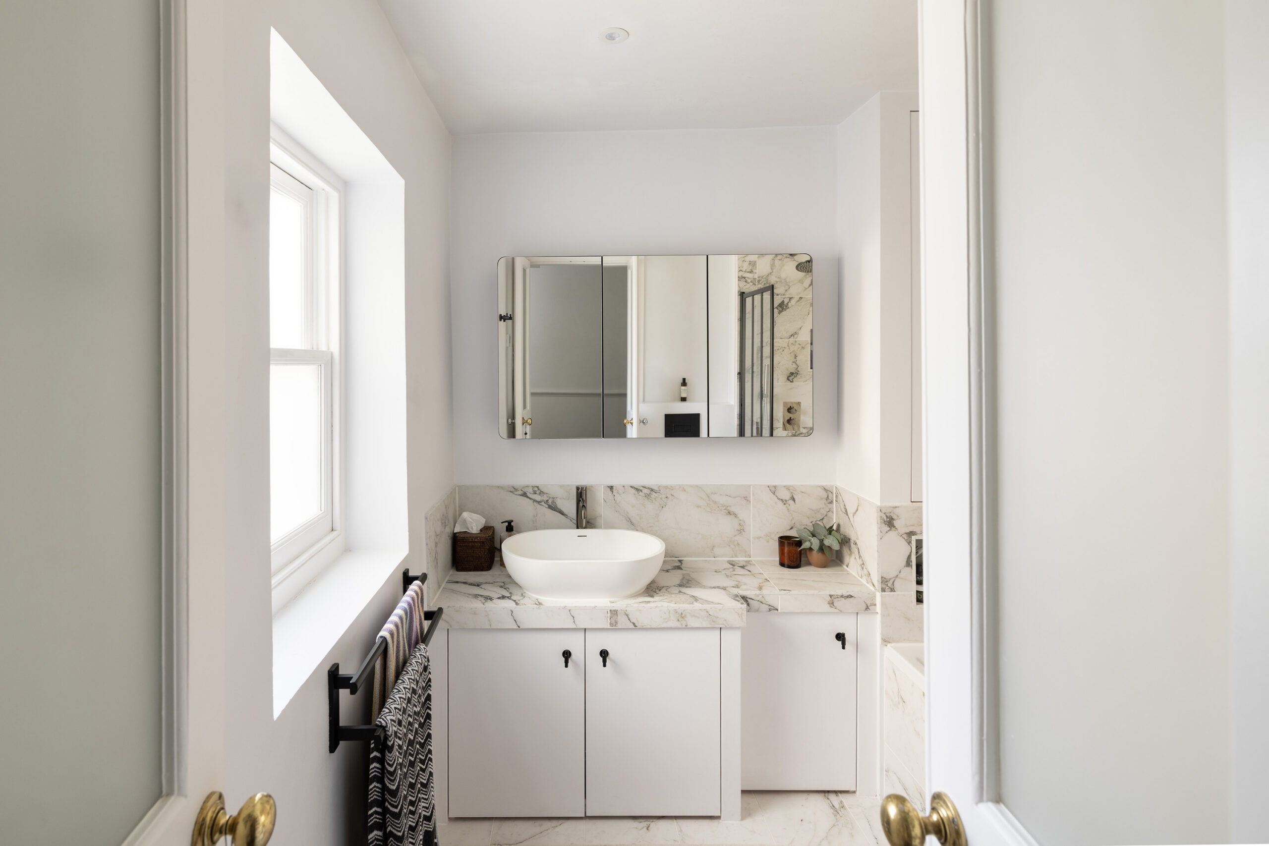 Domus-Nova-Bayswater-Apartment-For-Sale-Queens-Gardens-24_Lo