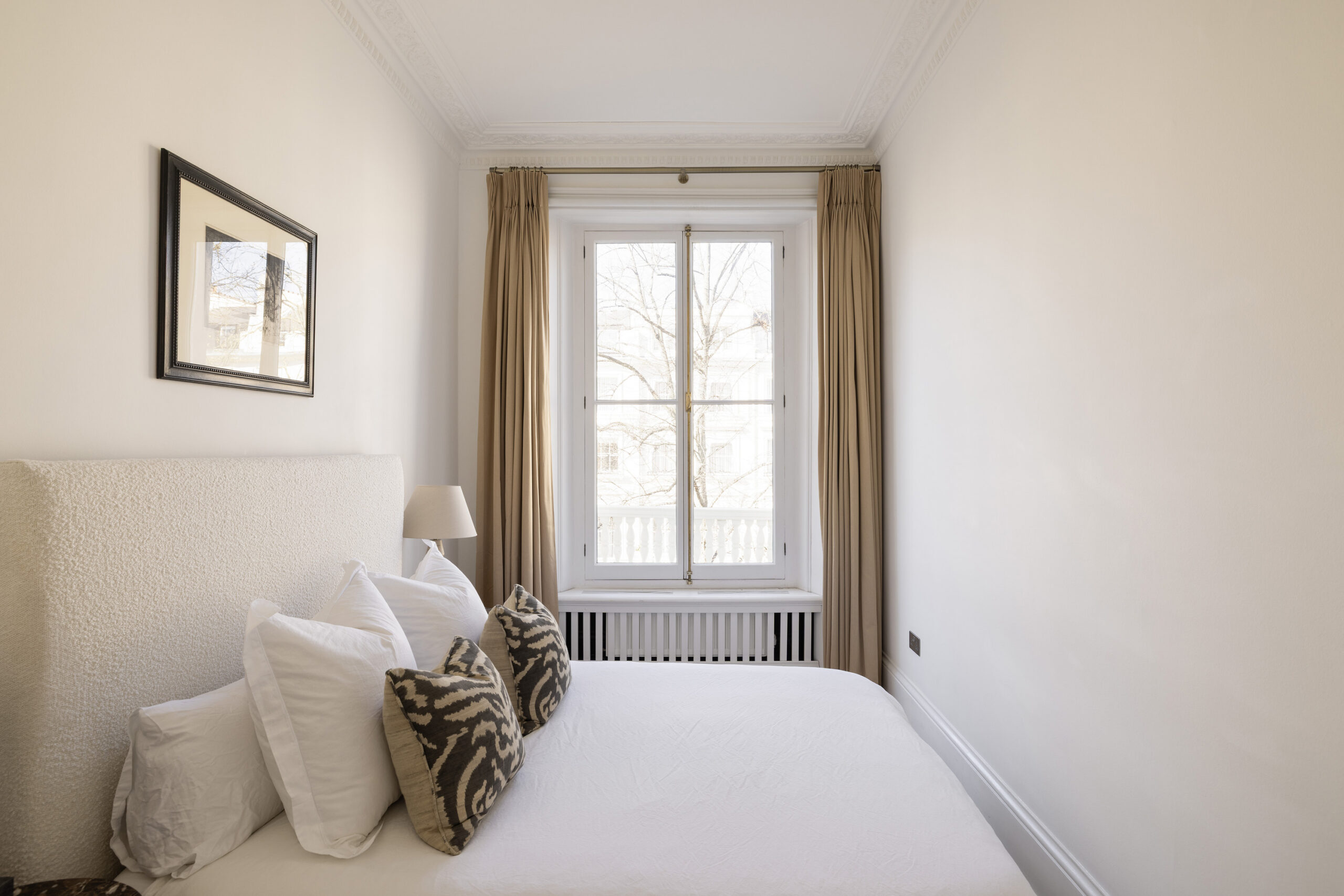 Domus-Nova-Bayswater-Apartment-For-Sale-Queens-Gardens-2_Lo