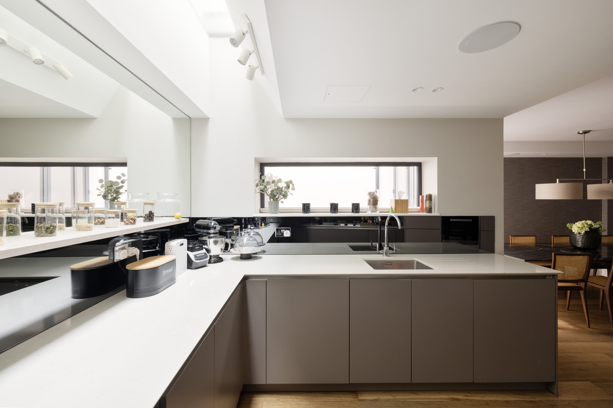 Domus-Nova-Bayswater-House-For-Sale-Hereford-Road-21_Lo