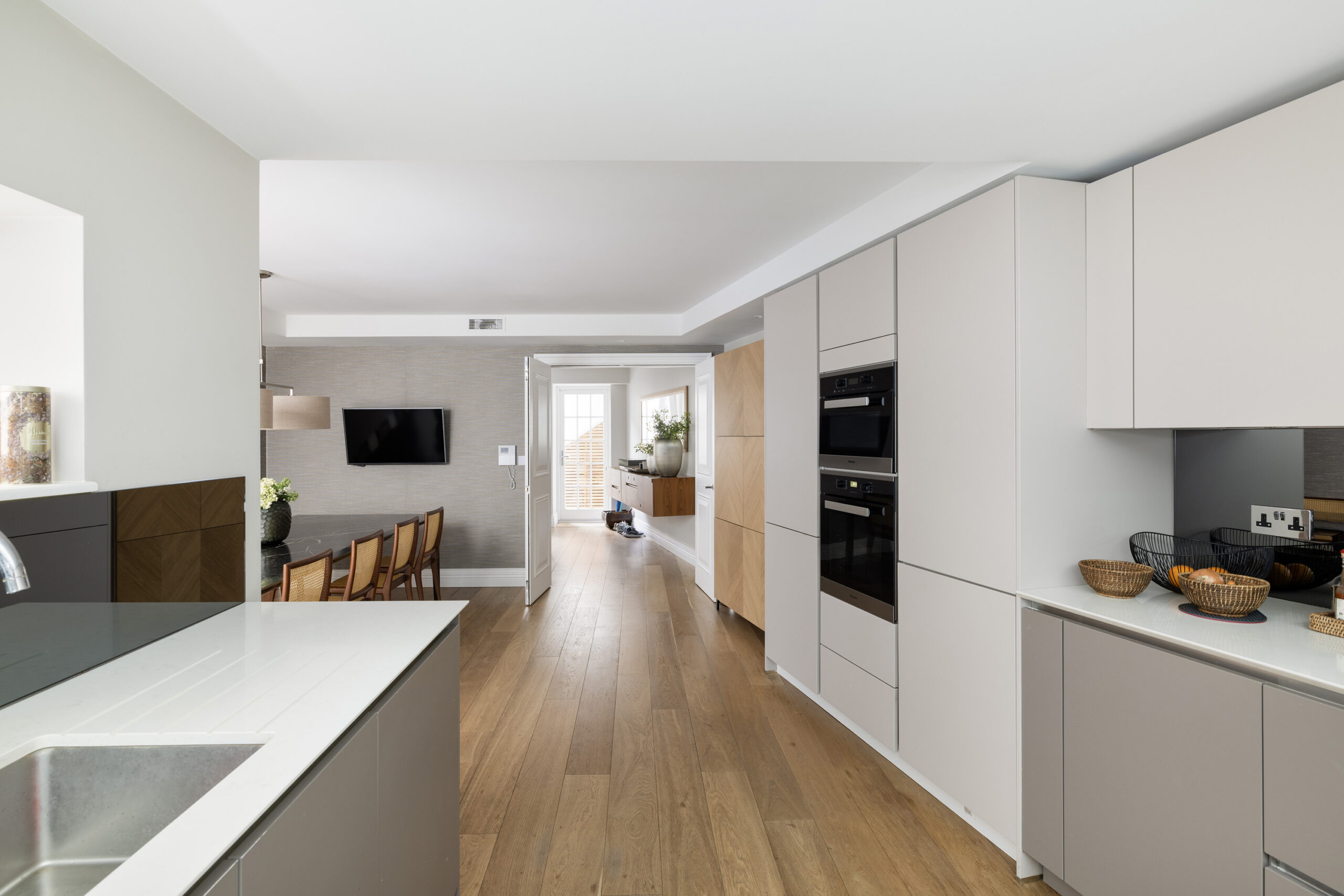 Domus-Nova-Bayswater-House-For-Sale-Hereford-Road-23_Lo
