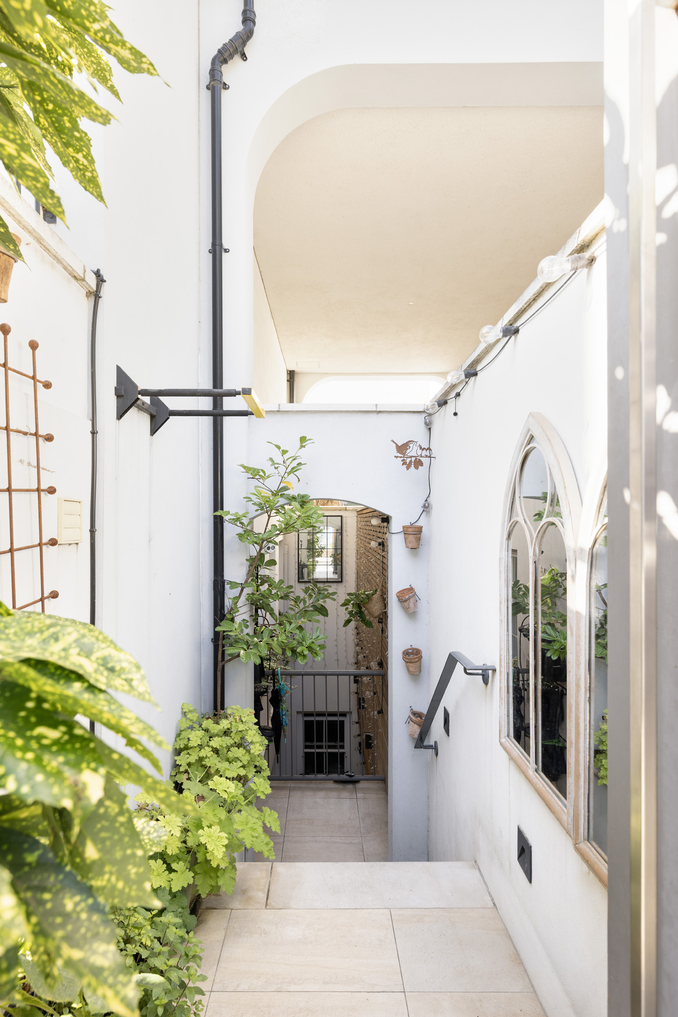 Domus-Nova-Bayswater-House-For-Sale-Hereford-Road-26_Lo