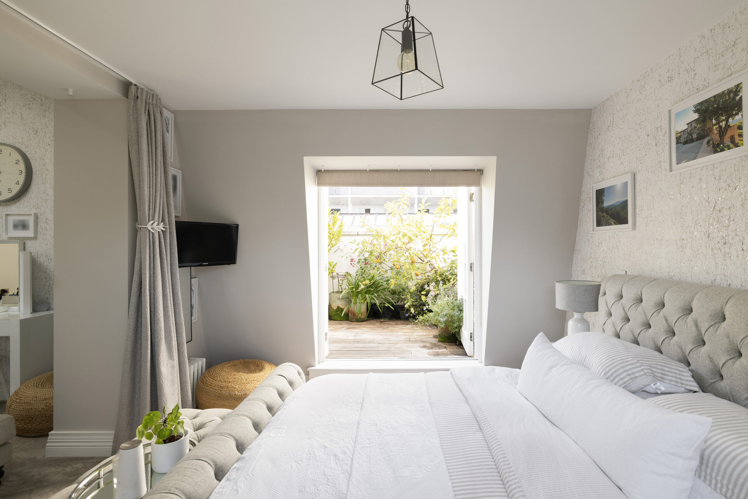 Domus-Nova-Bayswater-House-For-Sale-Hereford-Road-7_Lo