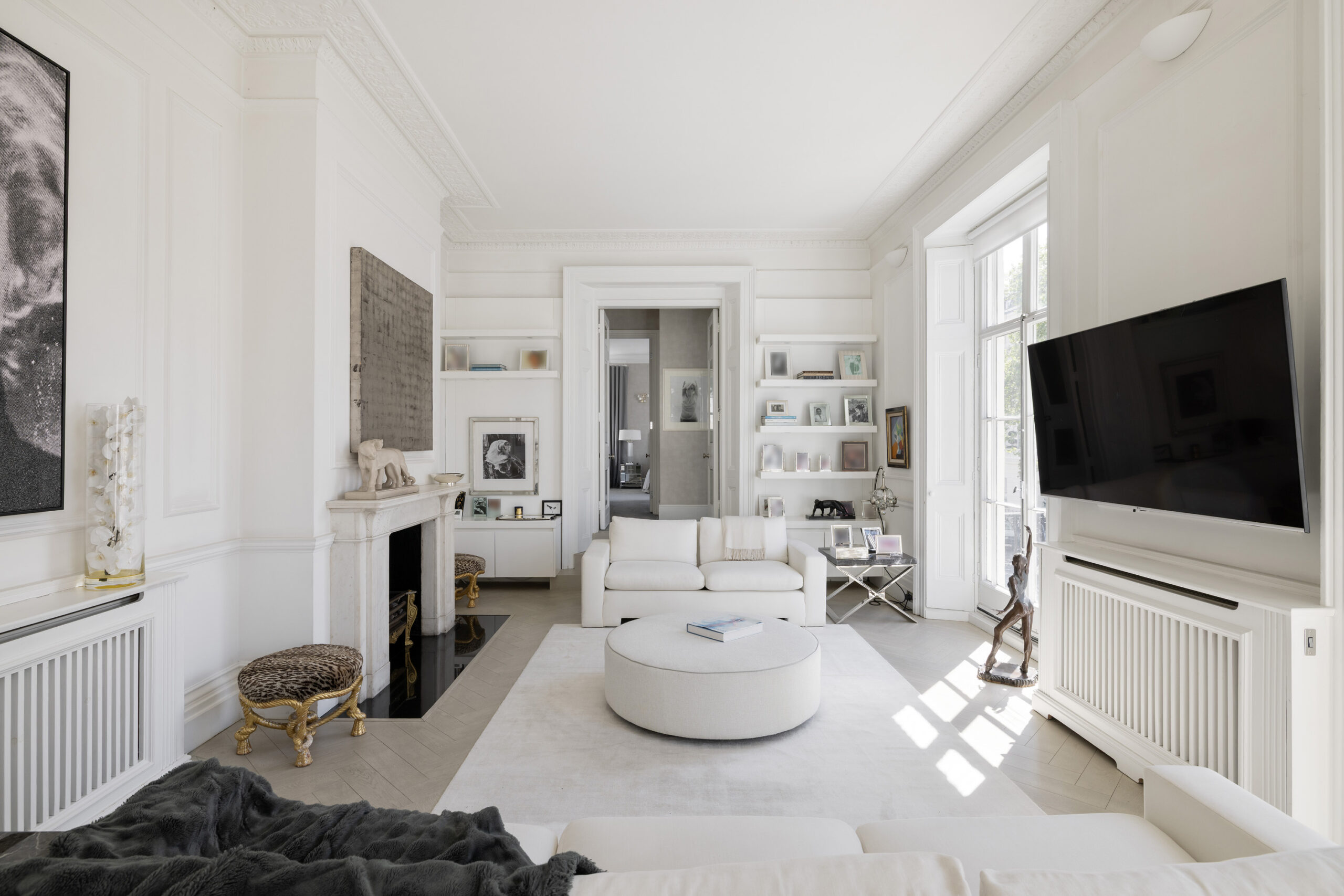 Domus-Nova-Belgravia-Apartment-For-Rent-Eaton-Place-14_Lo